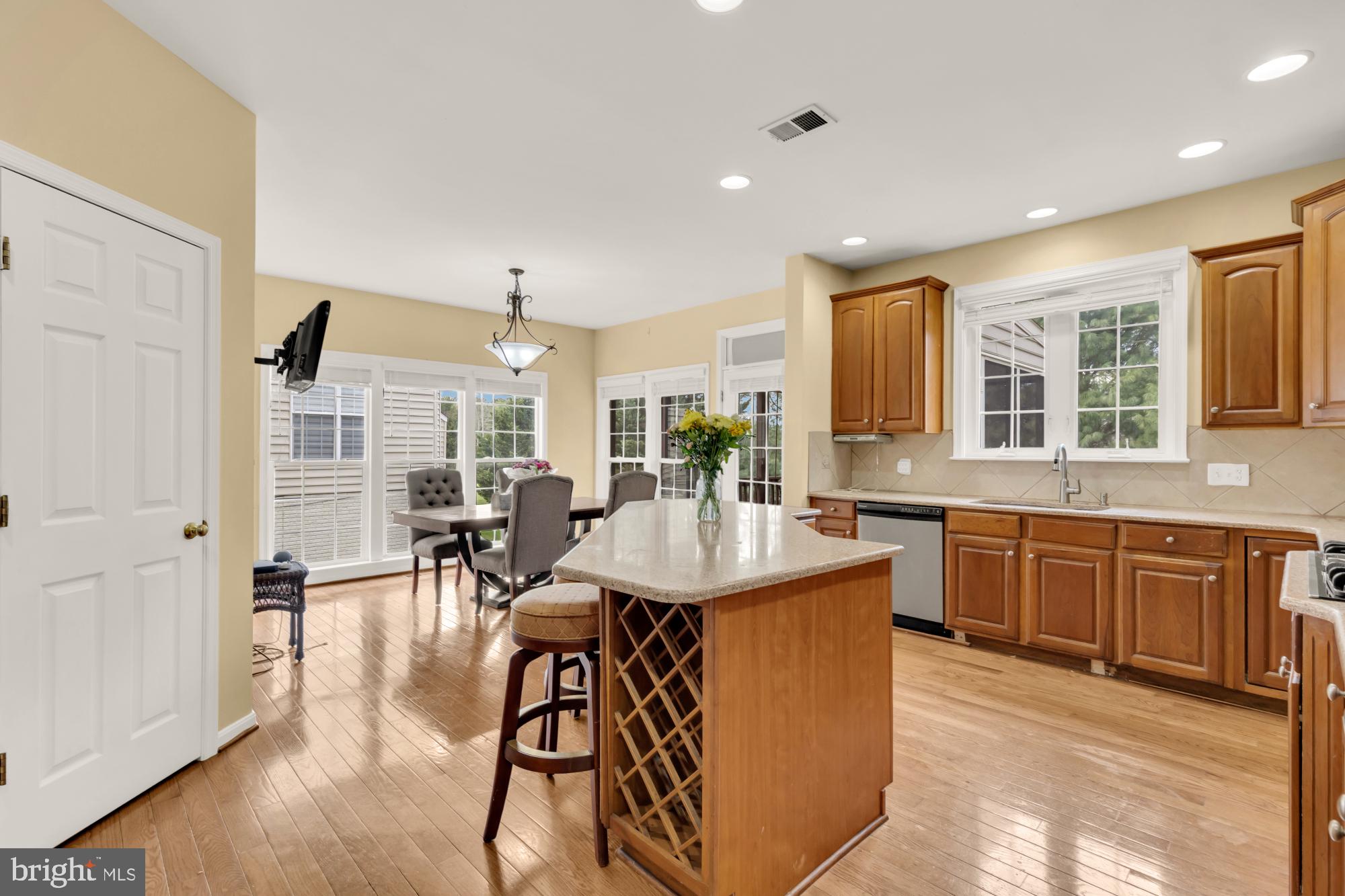 GATES MILL - Residential