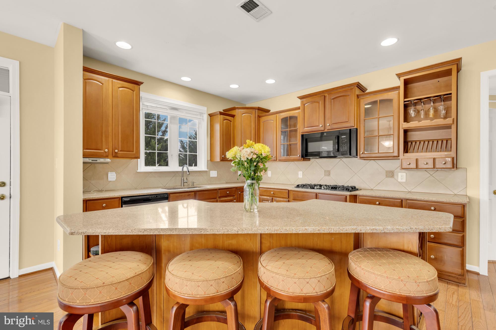 GATES MILL - Residential