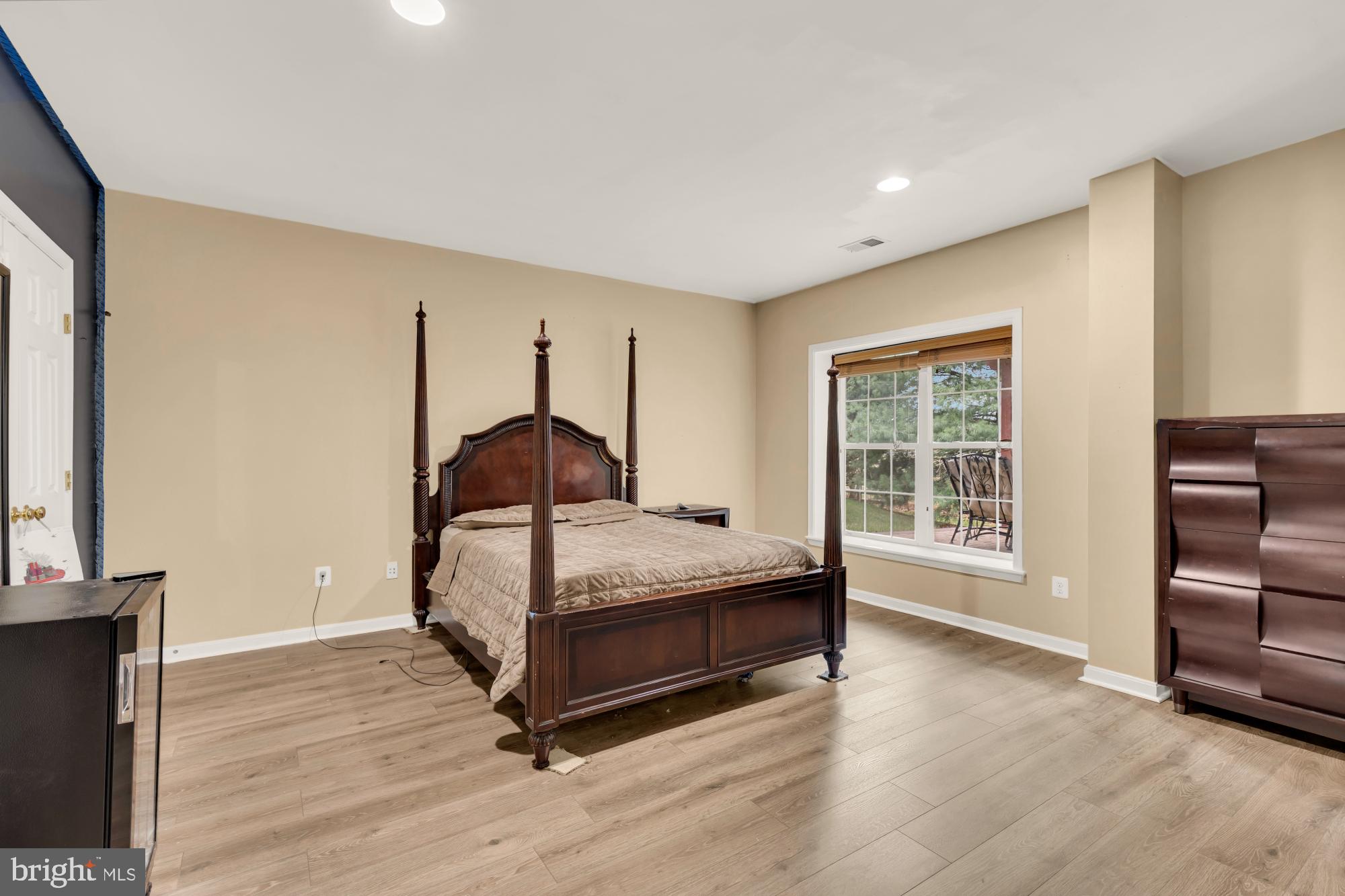 GATES MILL - Residential