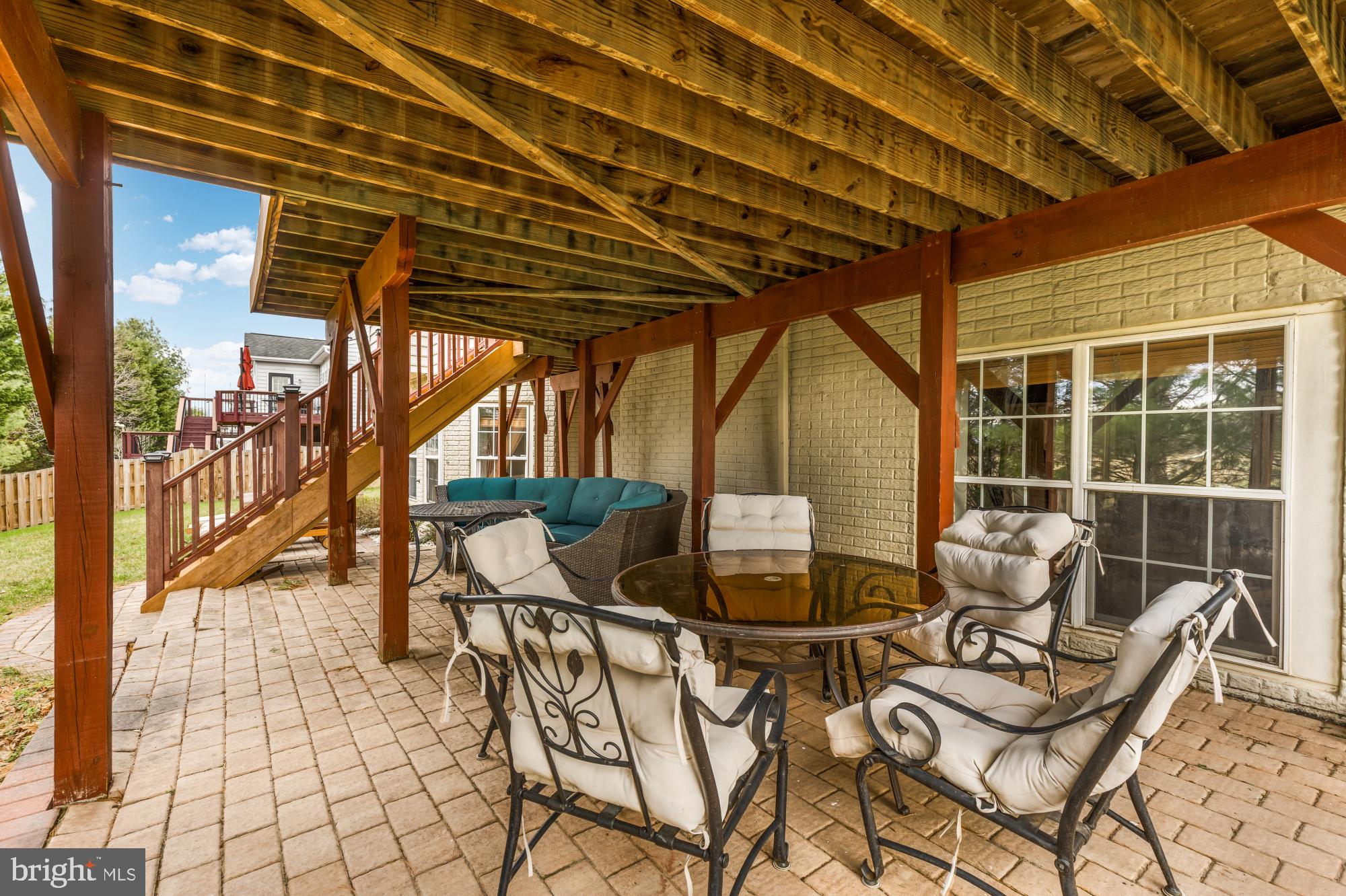 GATES MILL - Residential