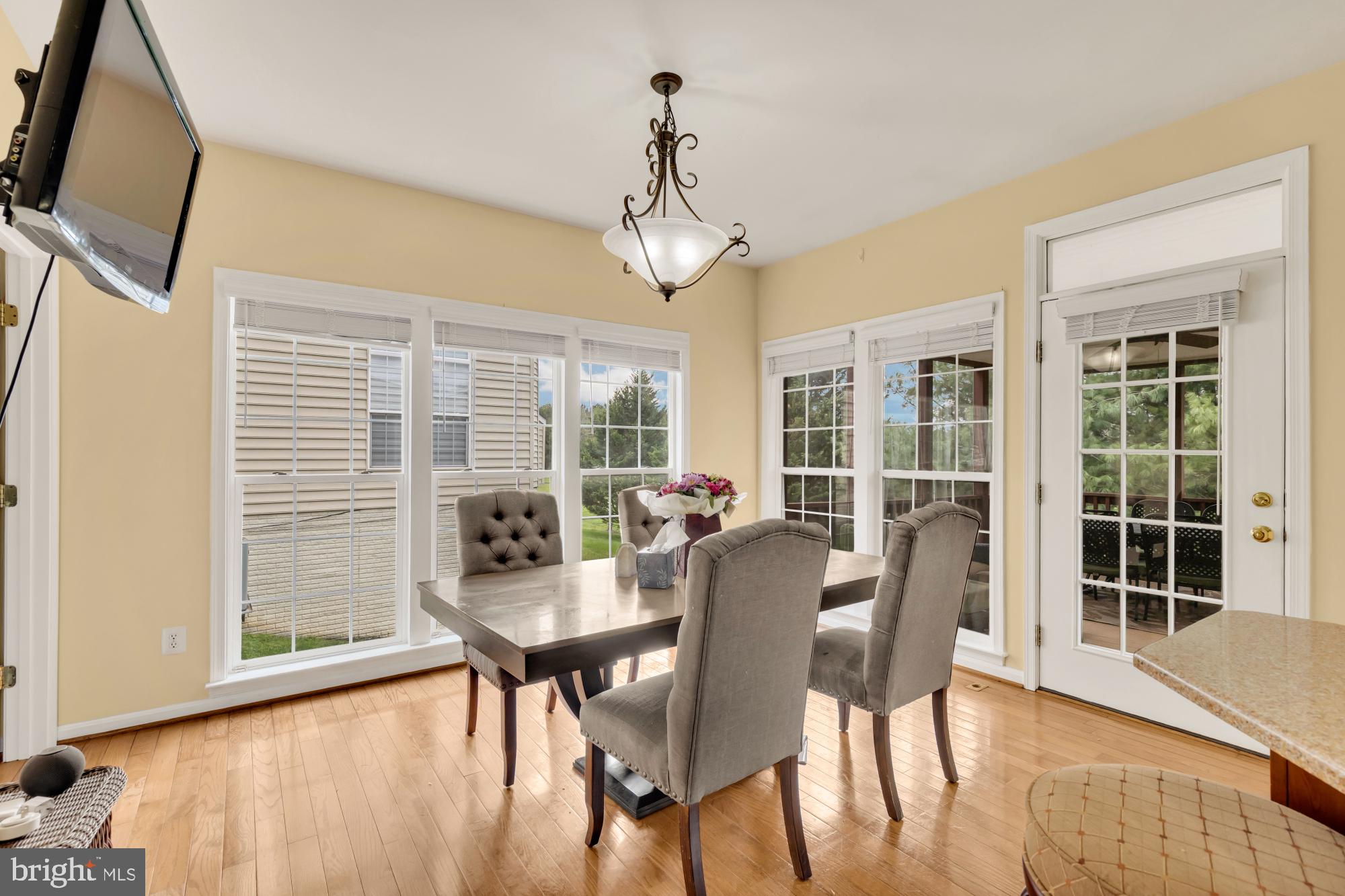 GATES MILL - Residential