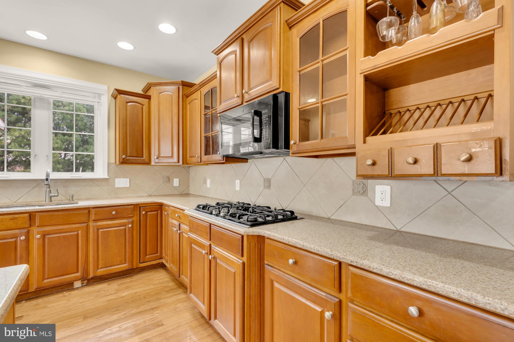 GATES MILL - Residential