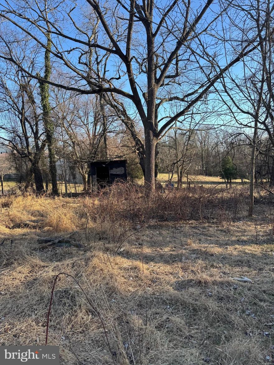 Wonderful opportunity to have your custom home built in Howard County! Large 0.42 acre buildable lot in Columbia. Bring your own builder or use SBG Group LLC to have your beautiful home built at $799K with unfinished basement, or $849K with finished basement (full bathroom and rec room). Building plans included in disclosures. Building permit is available for delivery at buyer's expense (included with purchase of home build with SBG Group).