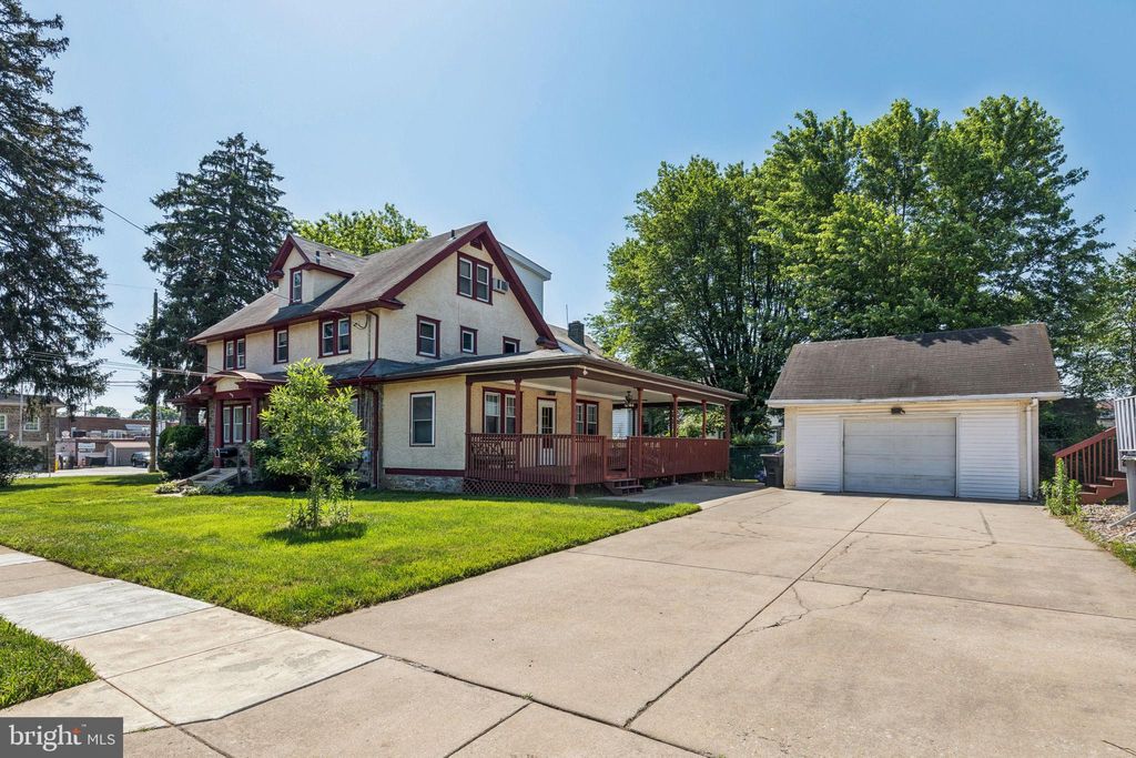 Photo of 1232 Darby Road, HAVERTOWN, PA 19083 (MLS # PADE2108476)