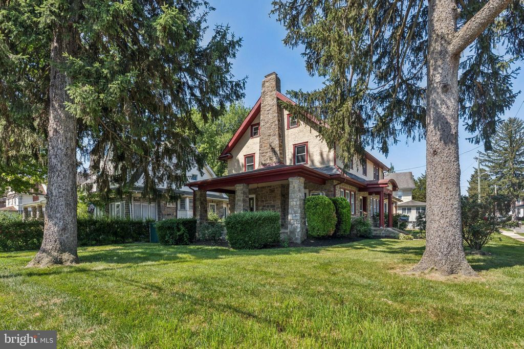 Photo of 1232 Darby Road, HAVERTOWN, PA 19083 (MLS # PADE2108476)