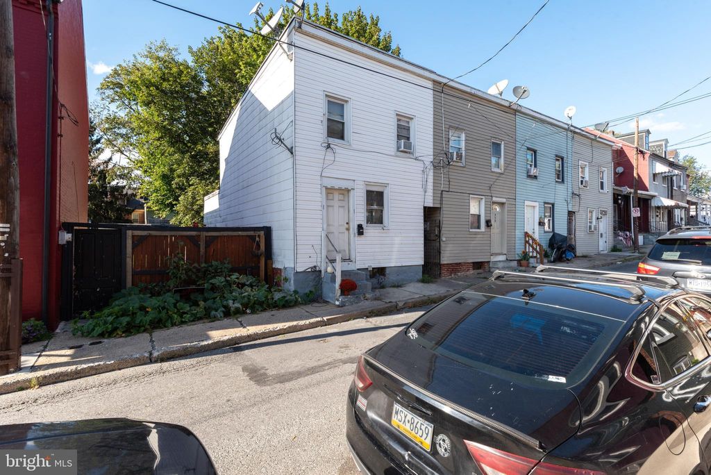 Photo of 461 Lafayette Street, LANCASTER, PA 17603 (MLS # PALA2077776)
