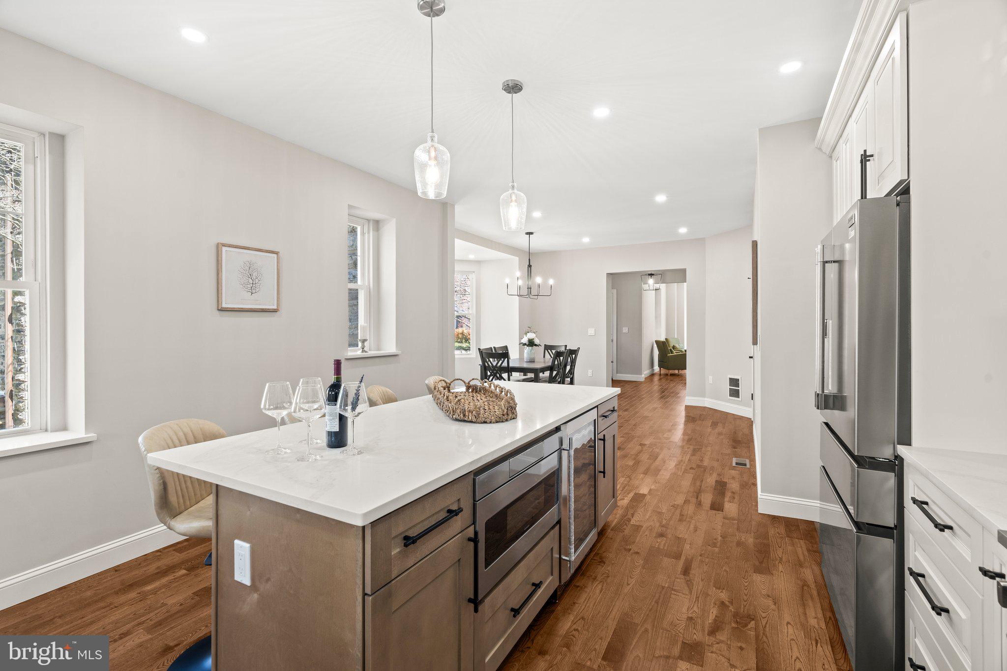 CHESTNUT HILL - Residential