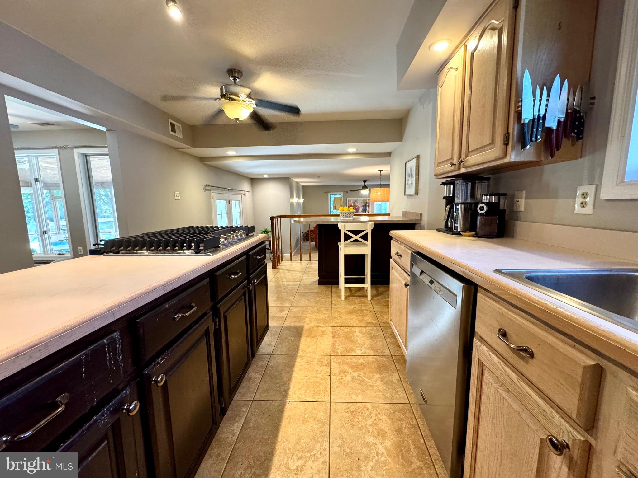 KENT ISLAND ESTATES - Residential