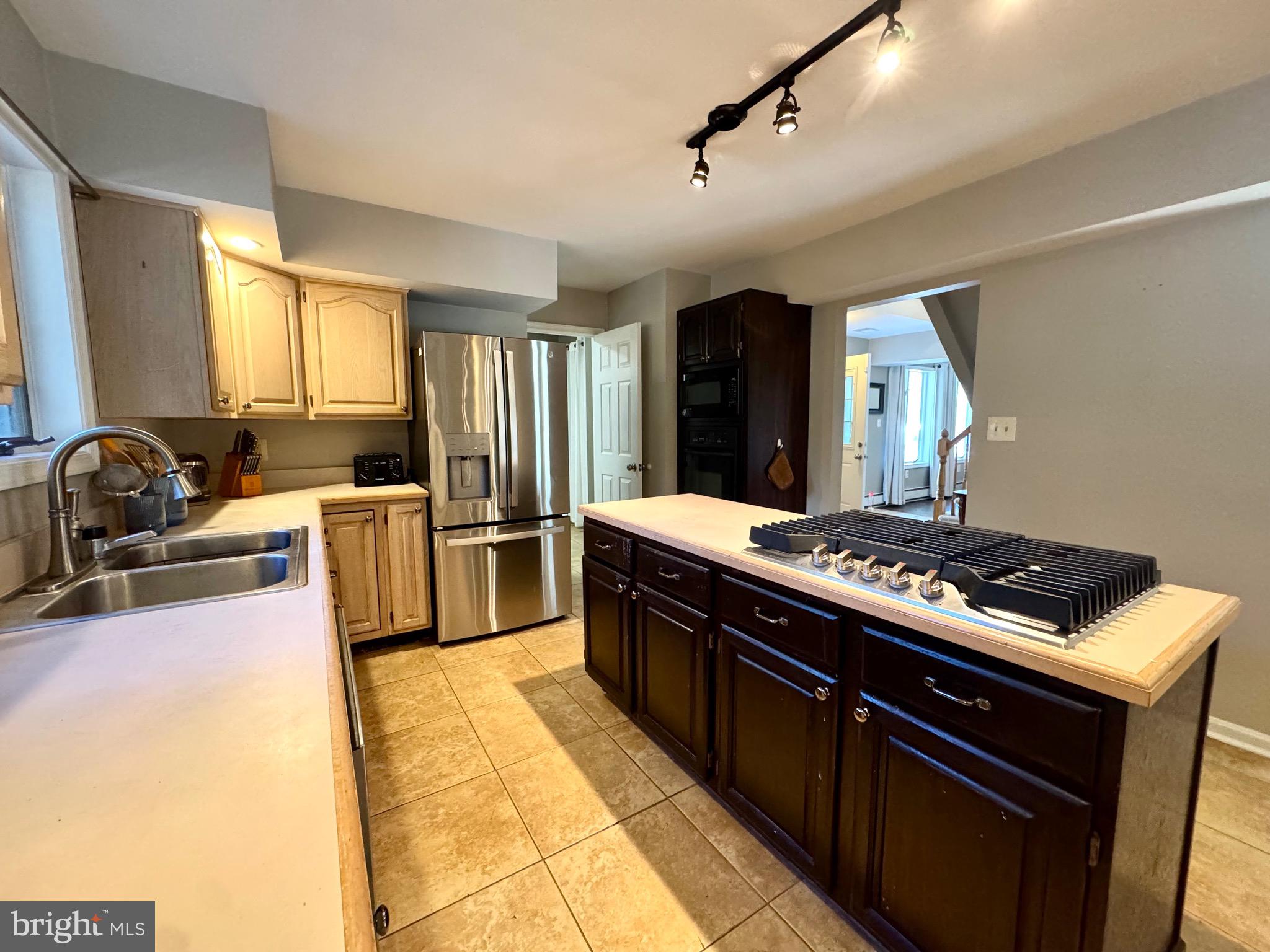 KENT ISLAND ESTATES - Residential