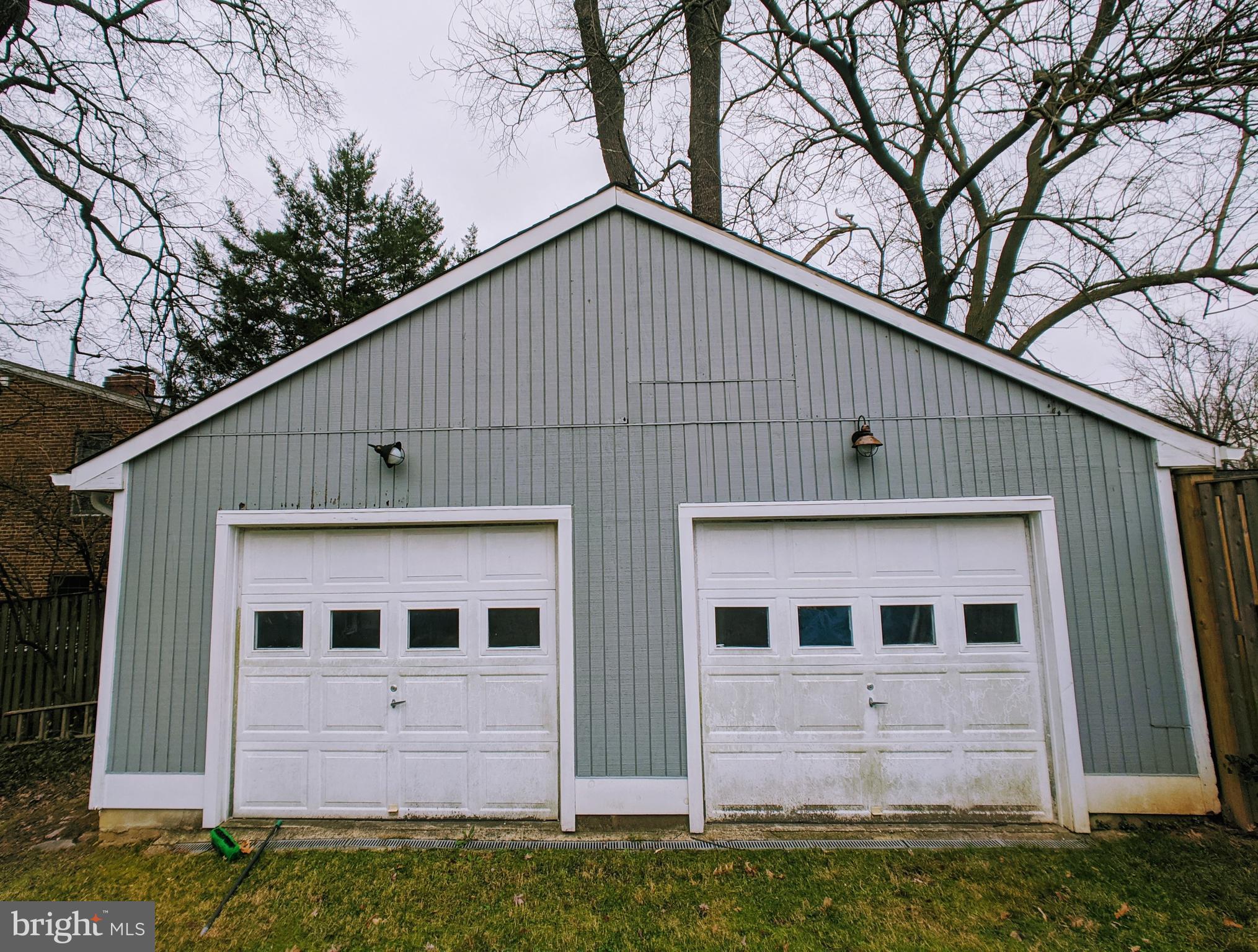 YORKTOWN - Residential