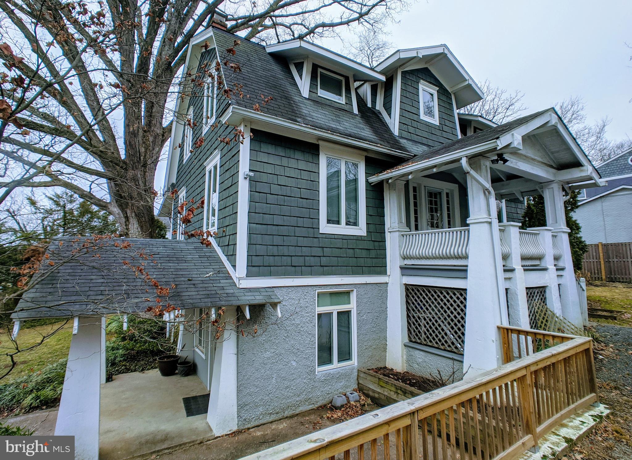 YORKTOWN - Residential