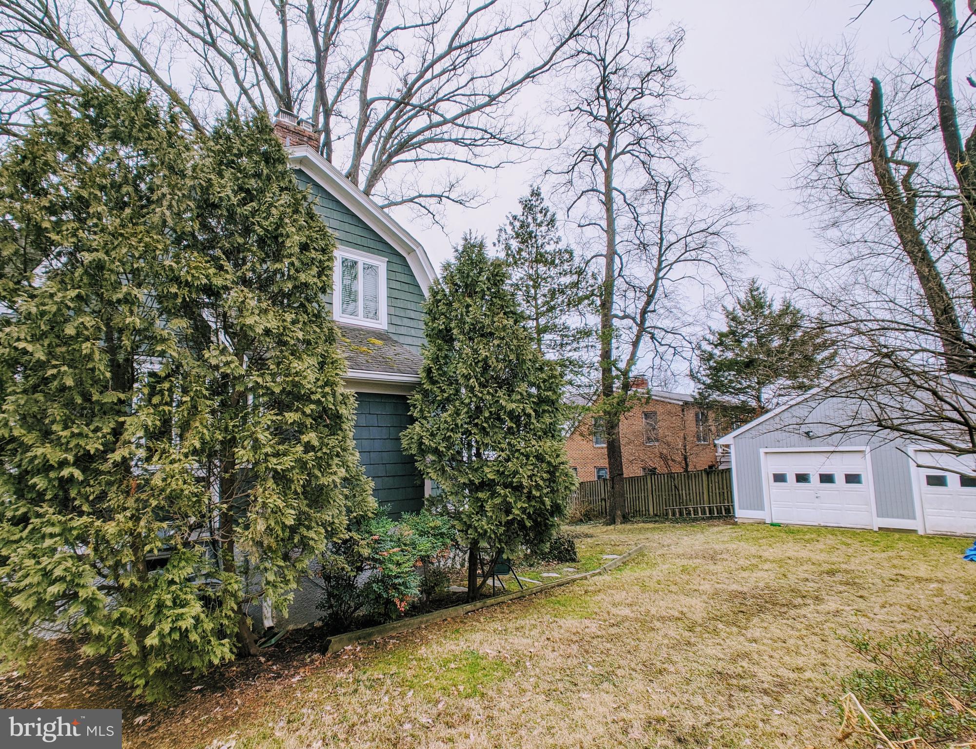 YORKTOWN - Residential