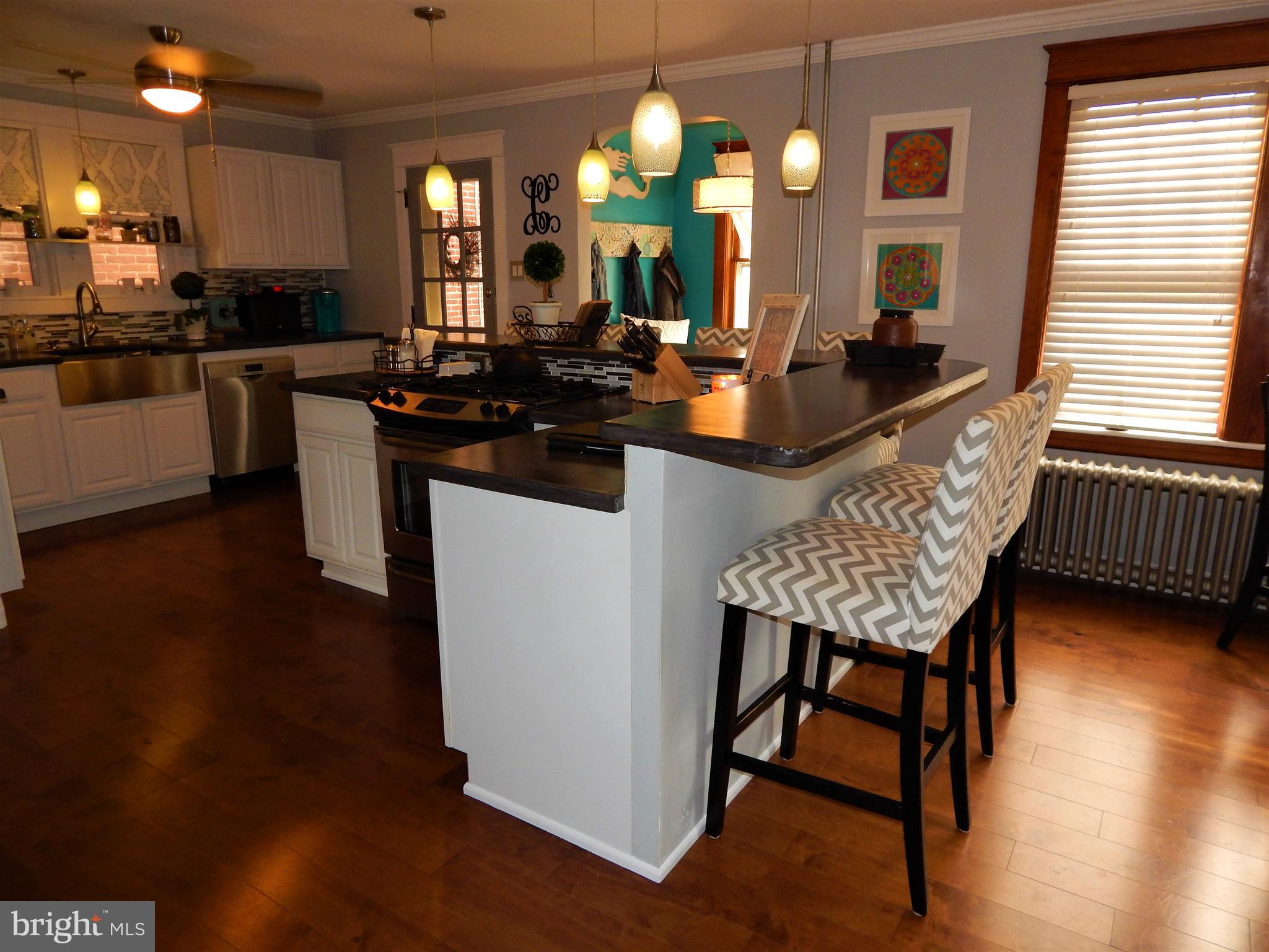 RED LION - Residential