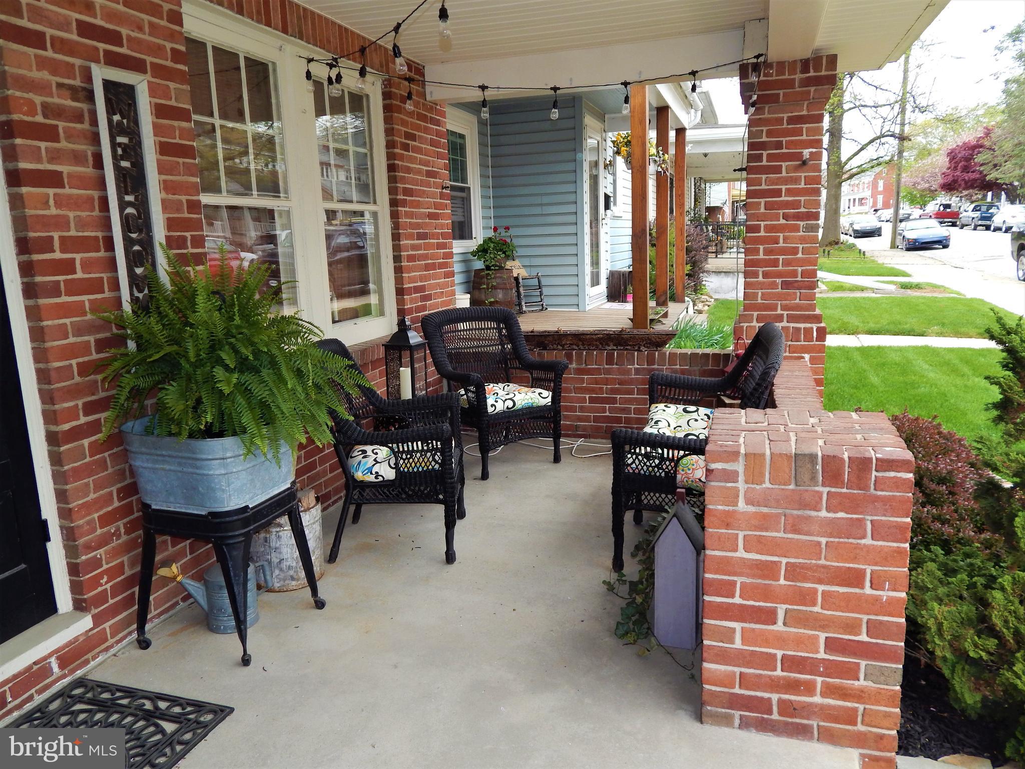 RED LION - Residential