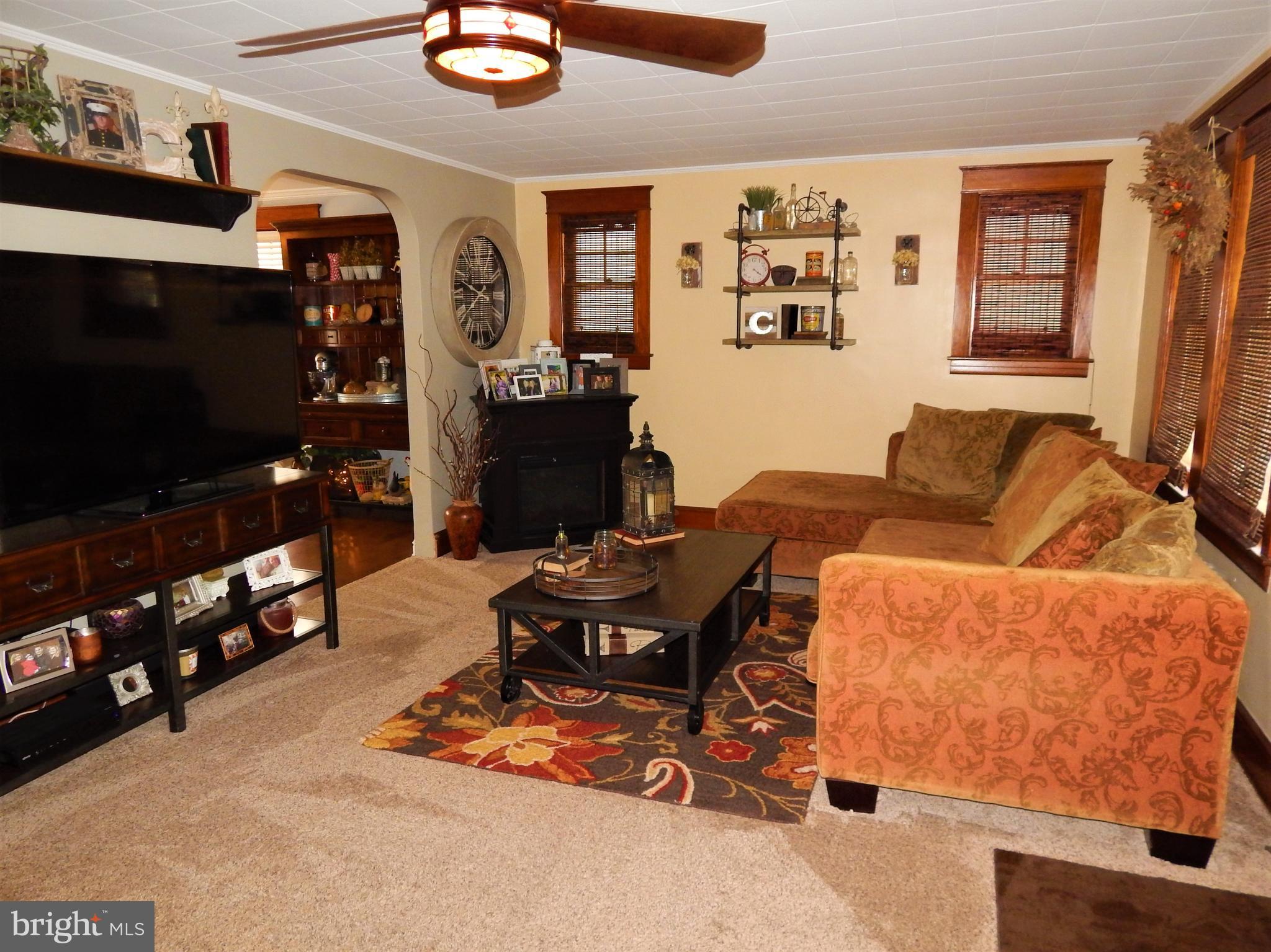 RED LION - Residential