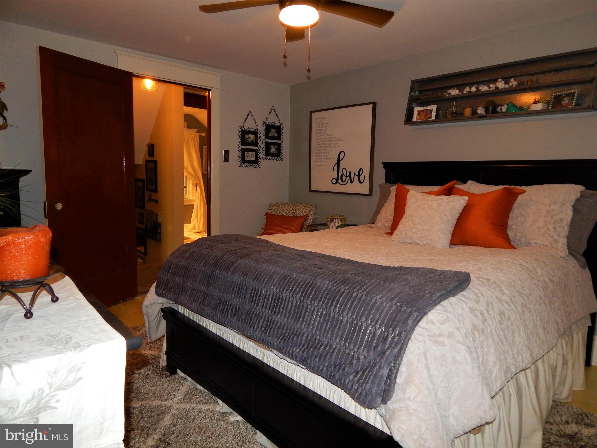 RED LION - Residential