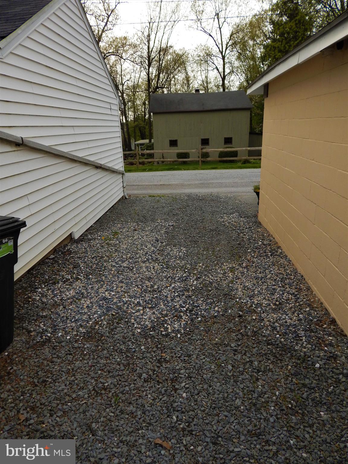 RED LION - Residential