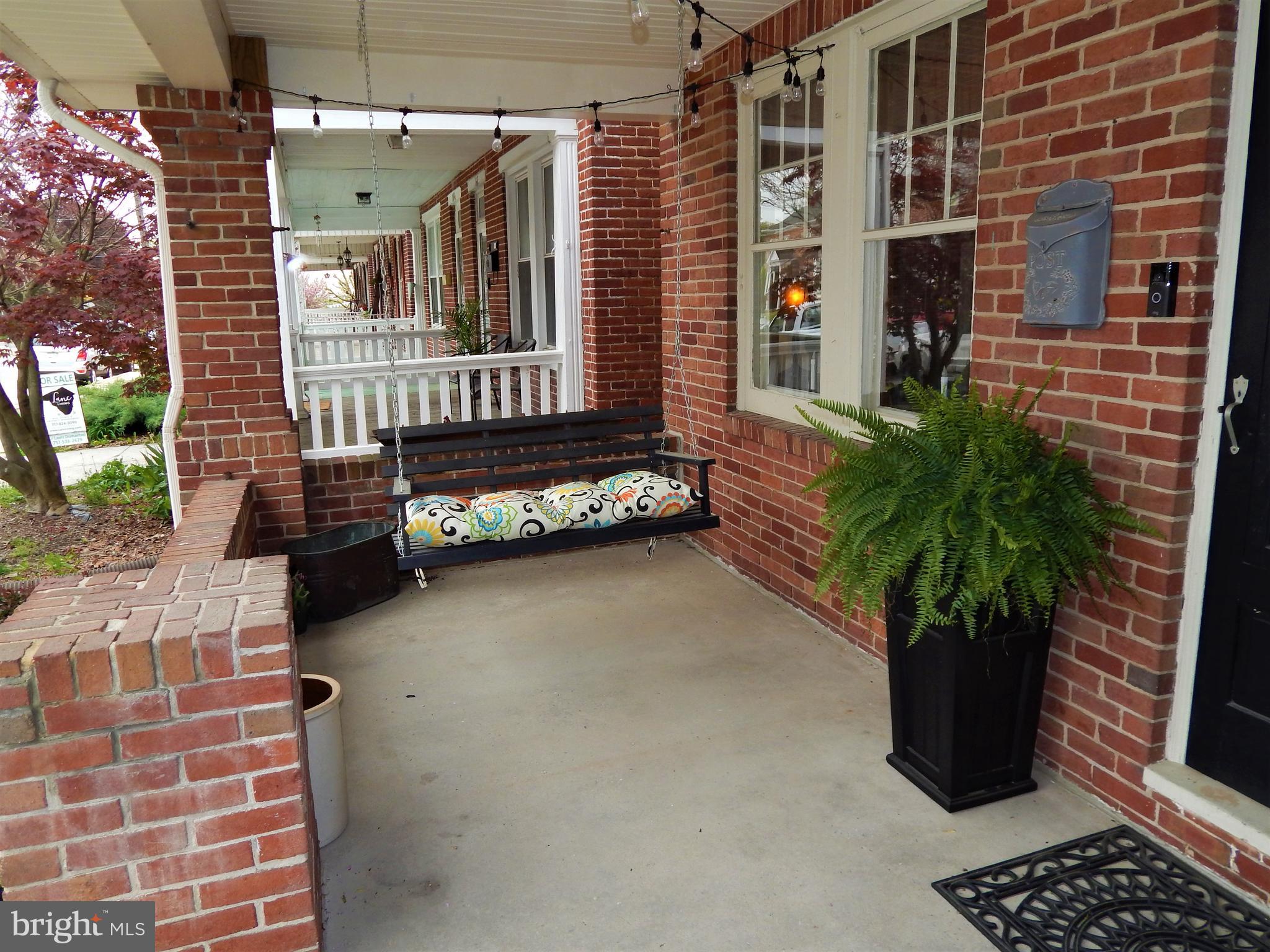 RED LION - Residential