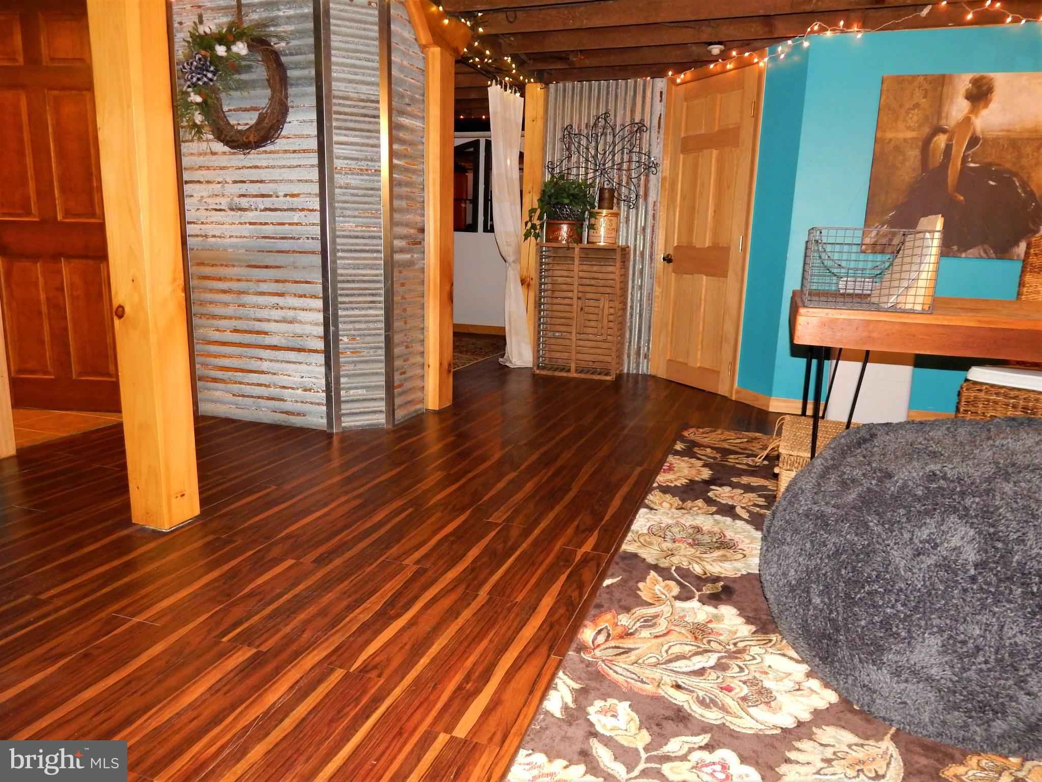 RED LION - Residential