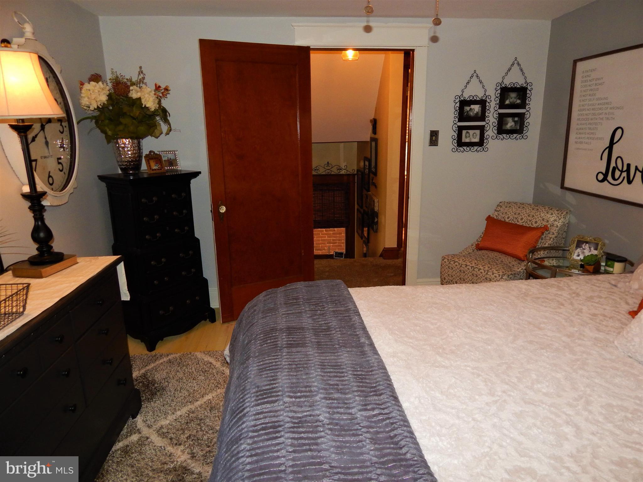 RED LION - Residential