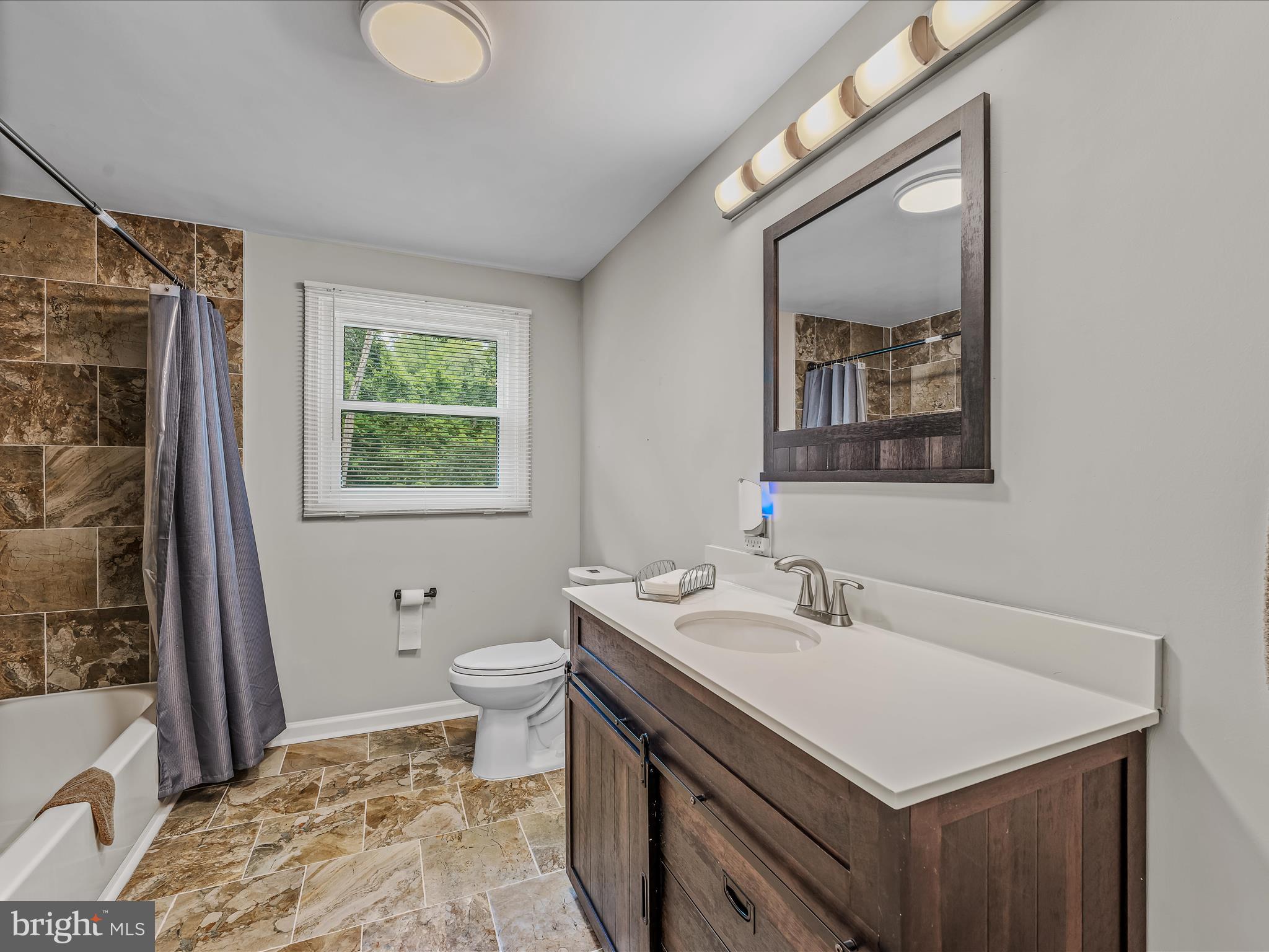 NEILLAND PARK - Residential