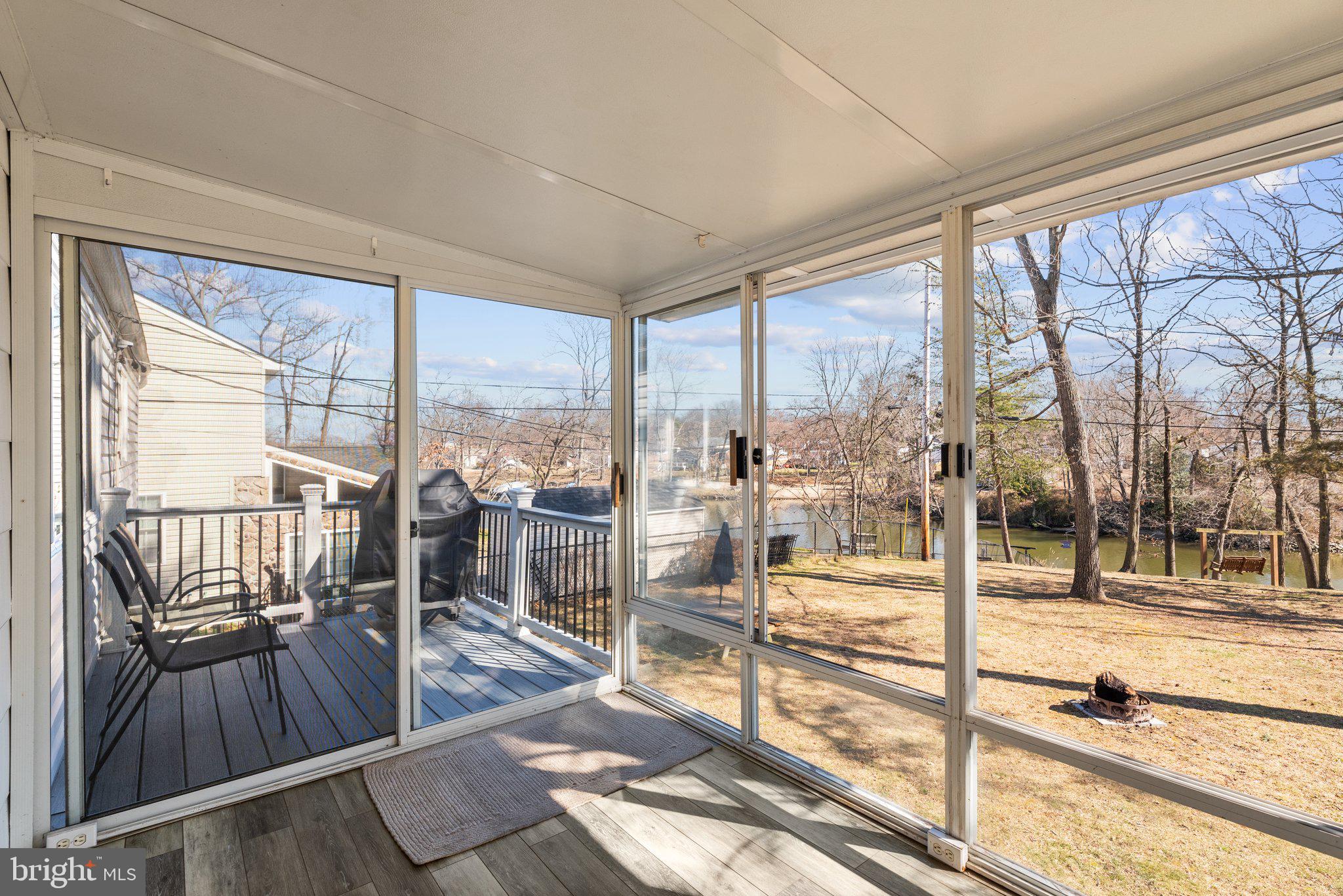 TWIN COVES - Residential