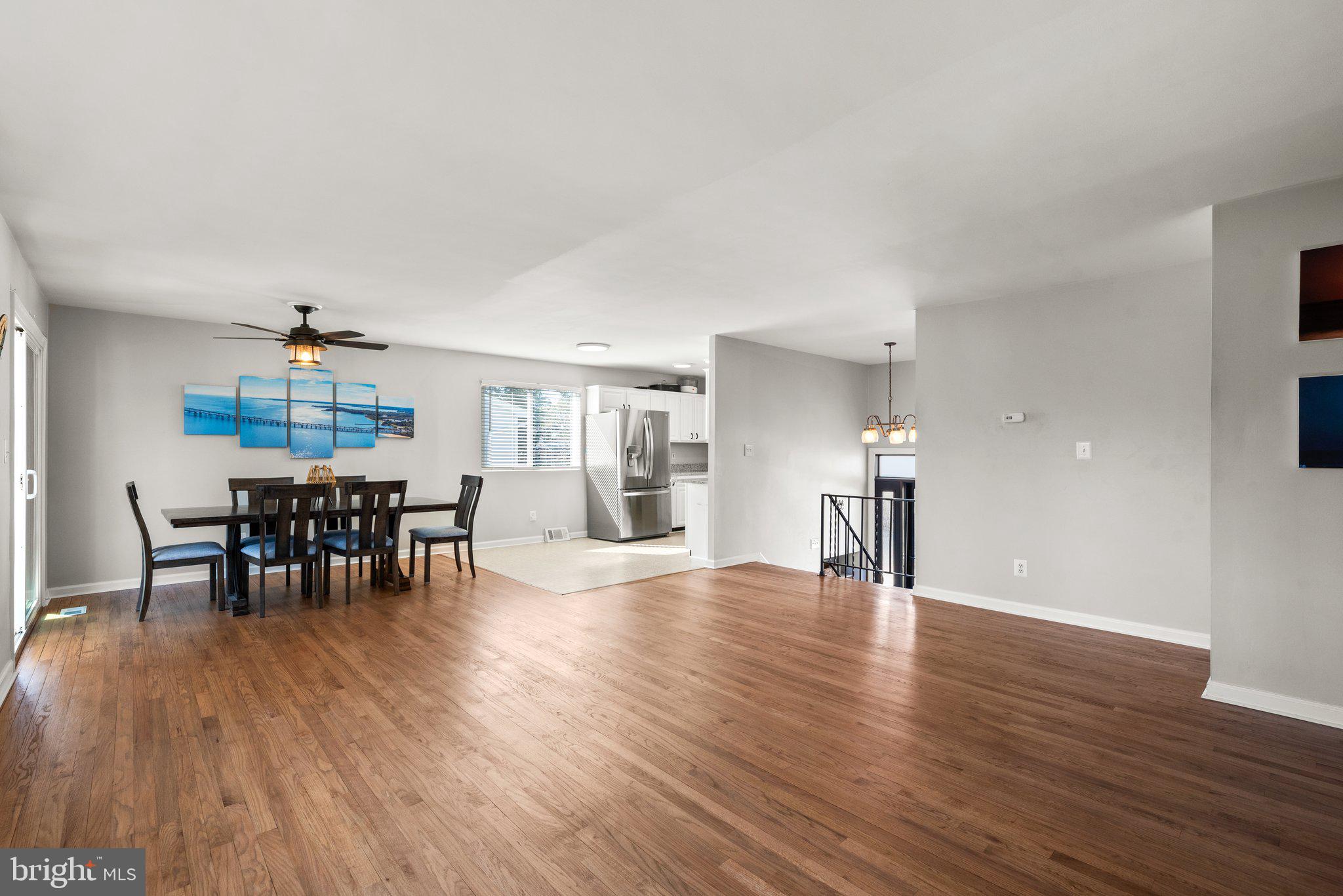 TWIN COVES - Residential