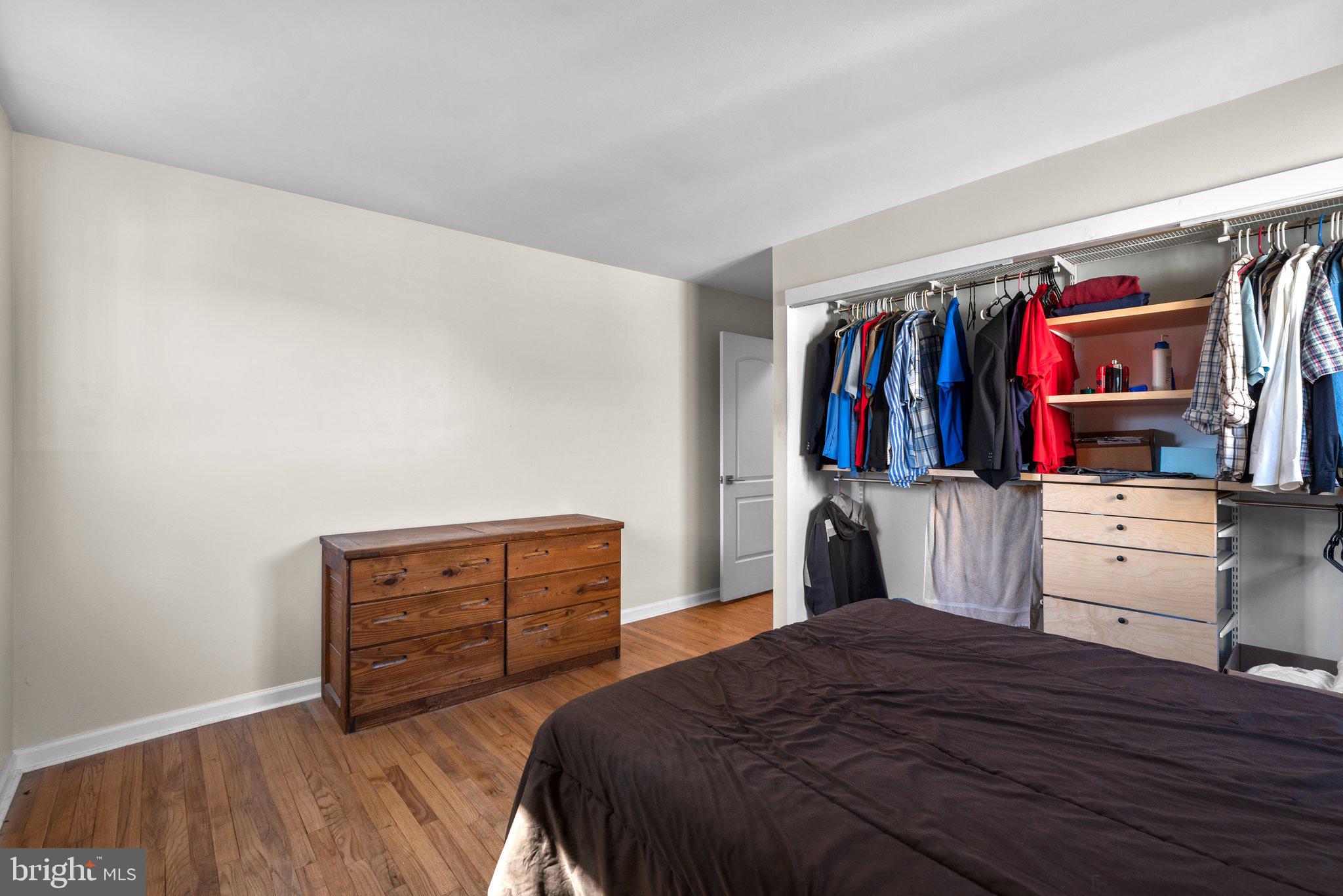 TWIN COVES - Residential