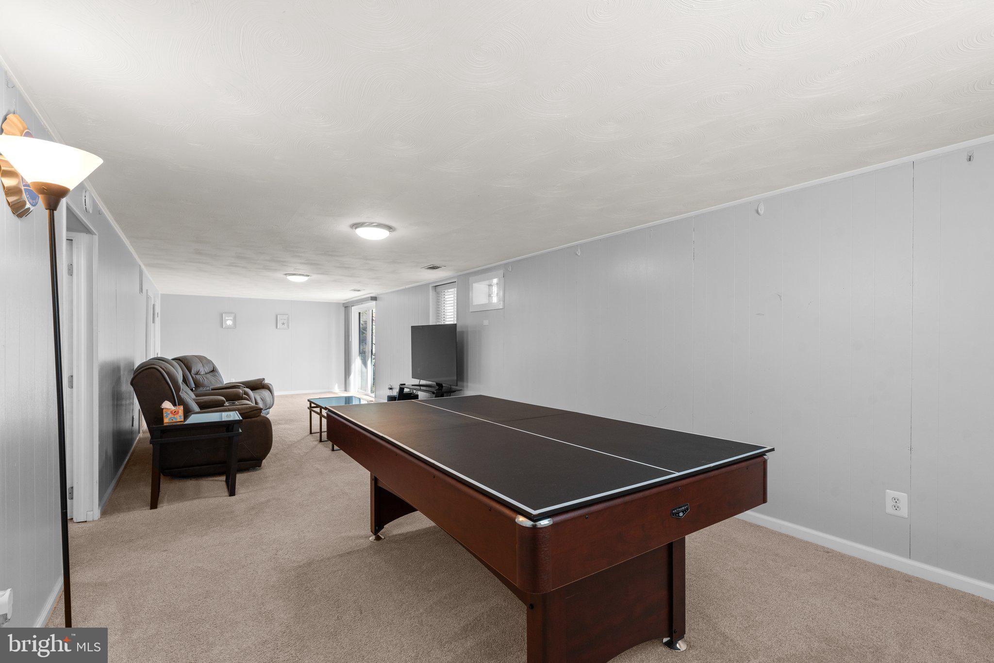 TWIN COVES - Residential