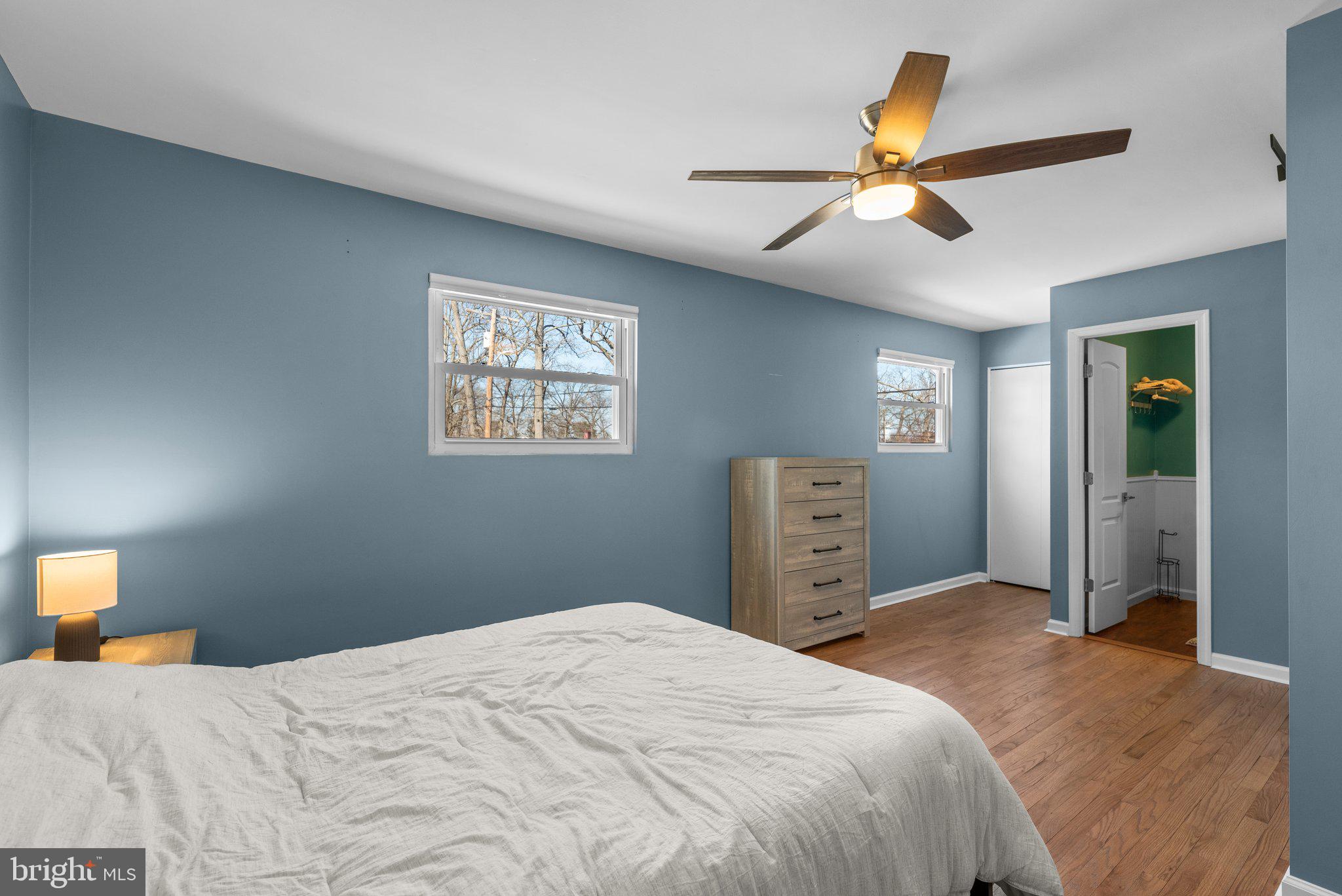 TWIN COVES - Residential