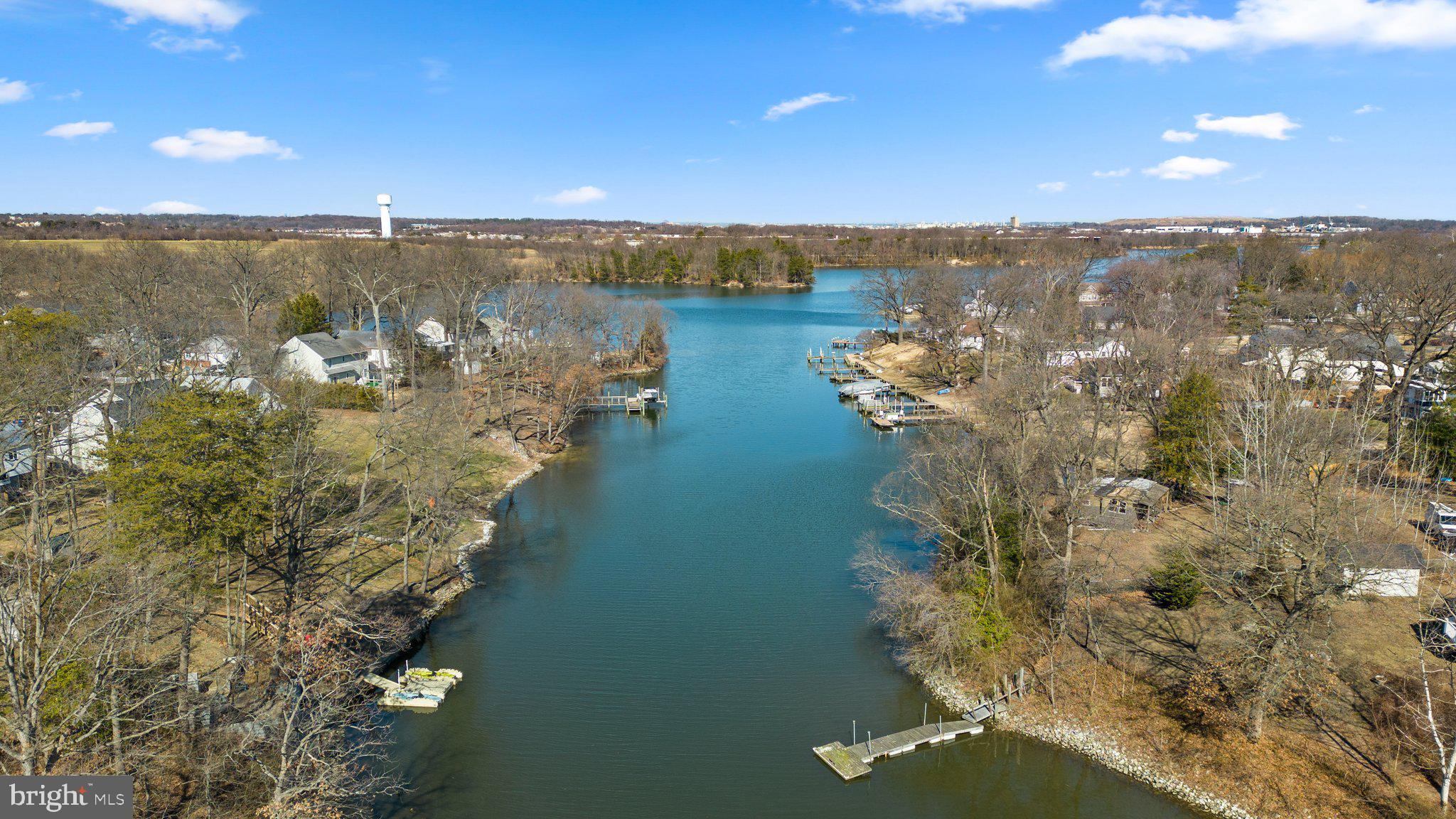 TWIN COVES - Residential