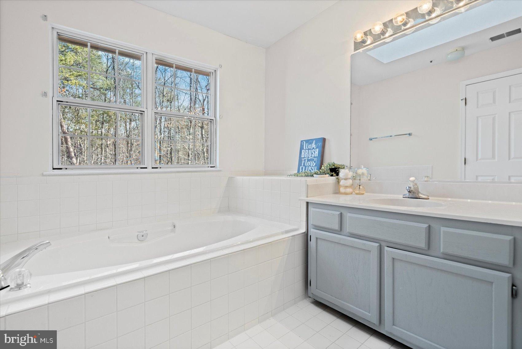 MONTPELIER HILLS- PLAT 5 - Residential