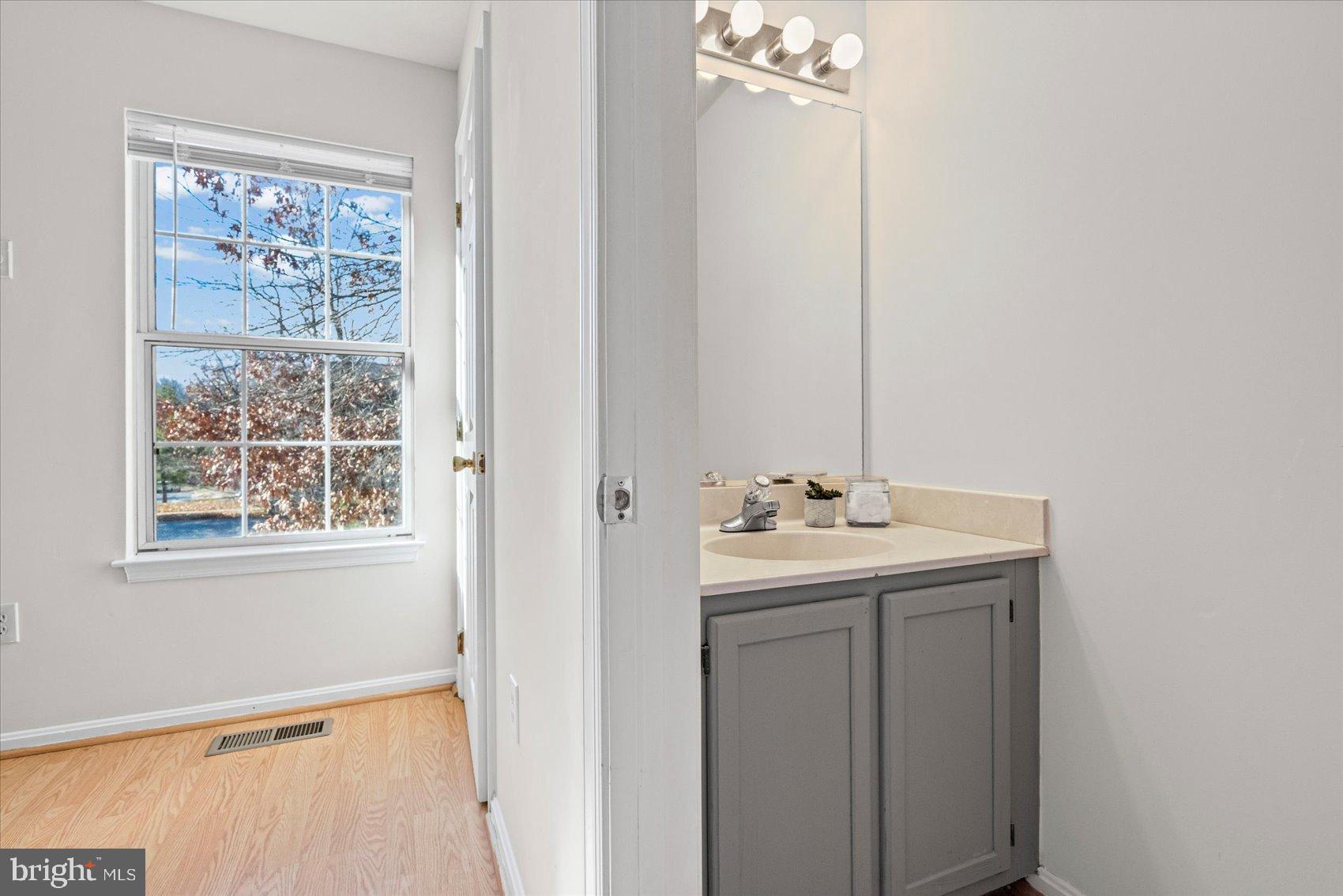 MONTPELIER HILLS- PLAT 5 - Residential