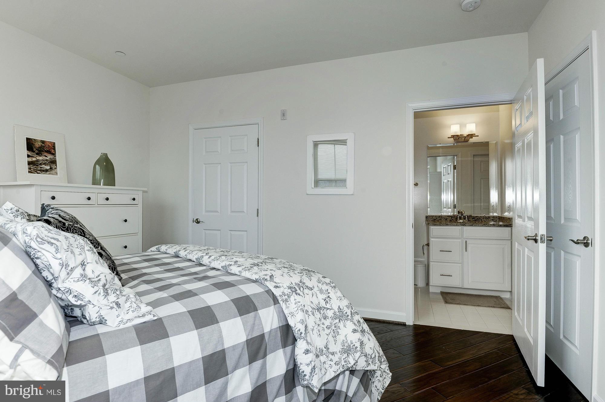 DOMINION HEIGHTS - Residential Lease