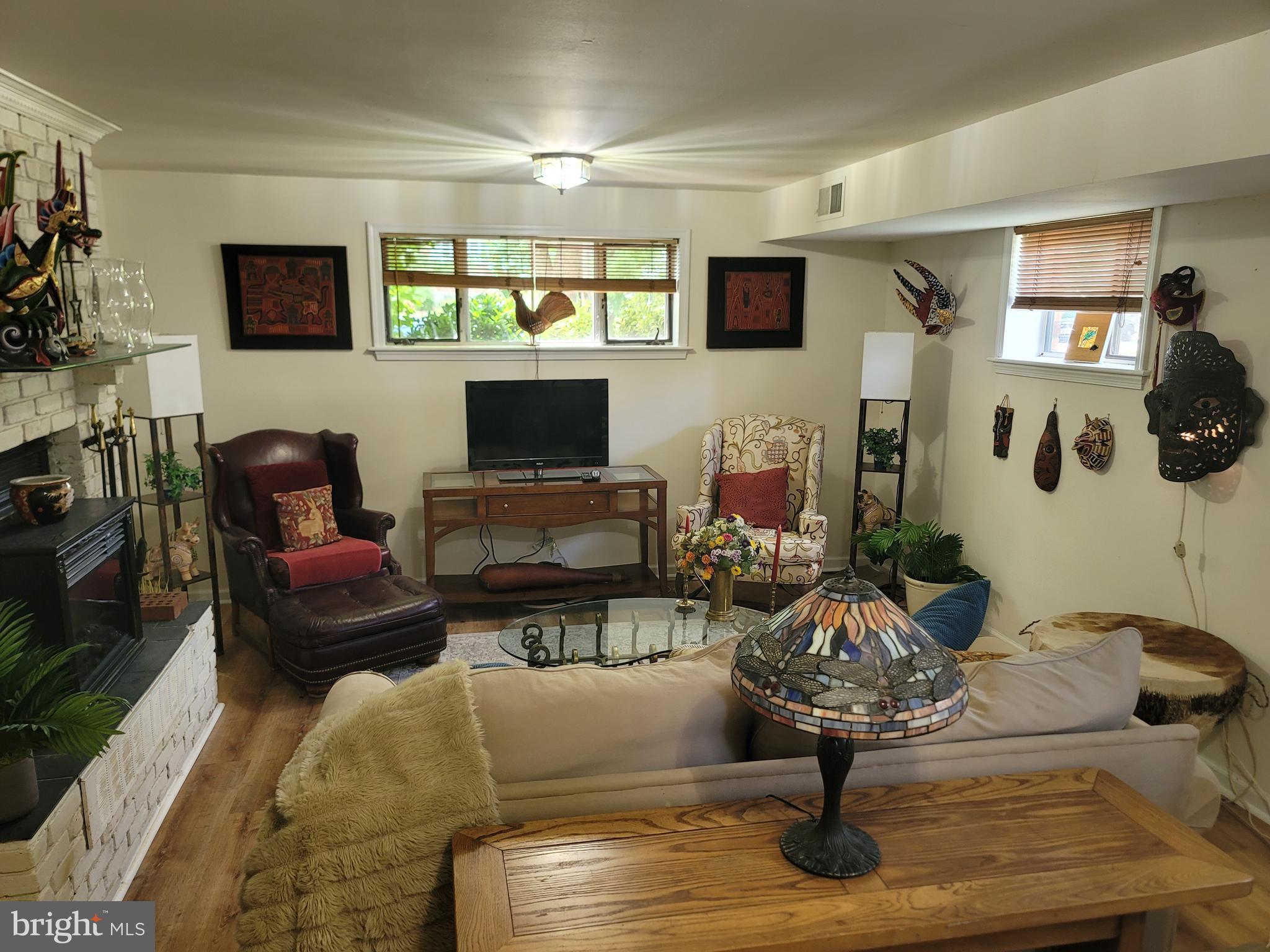 LYNBROOK - Residential