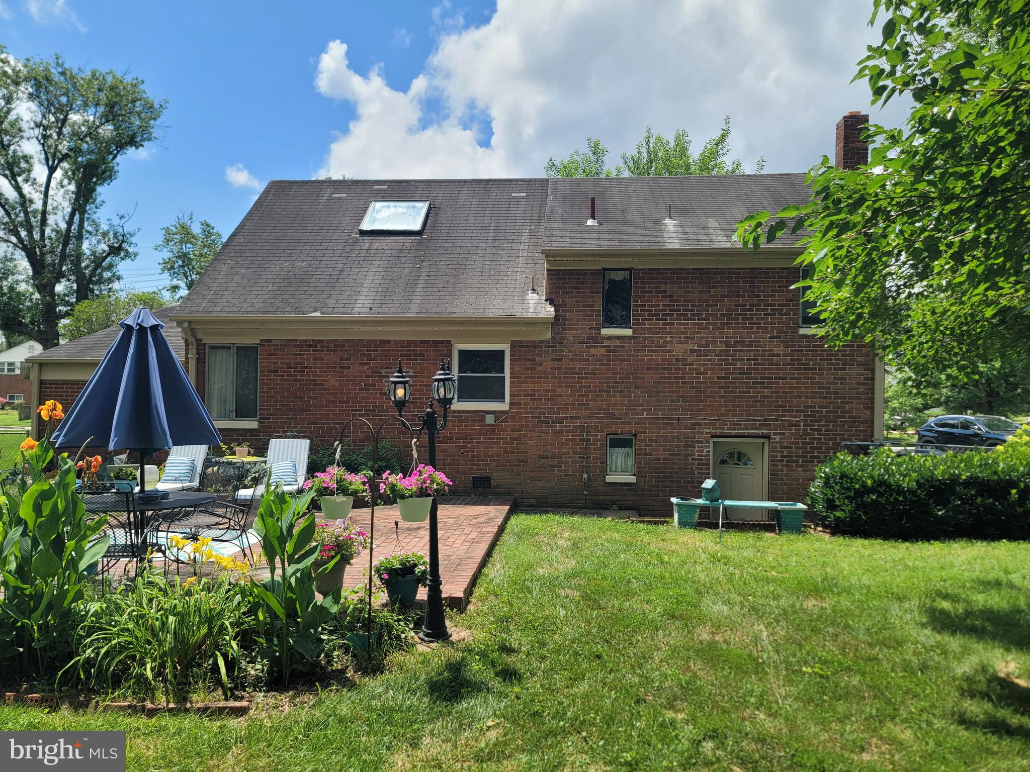 LYNBROOK - Residential