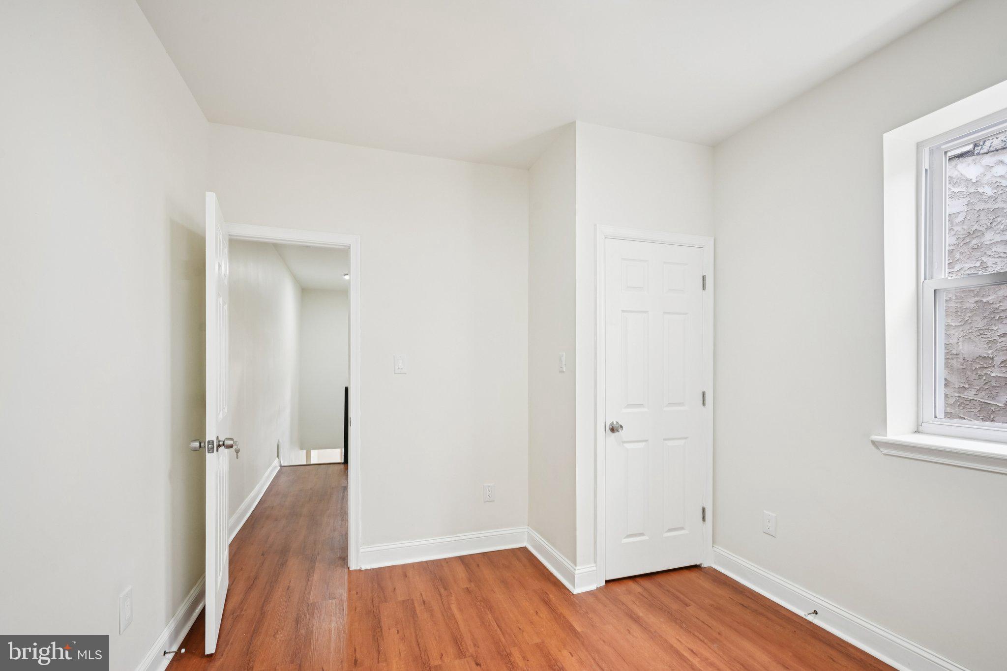 MILL CREEK - Residential