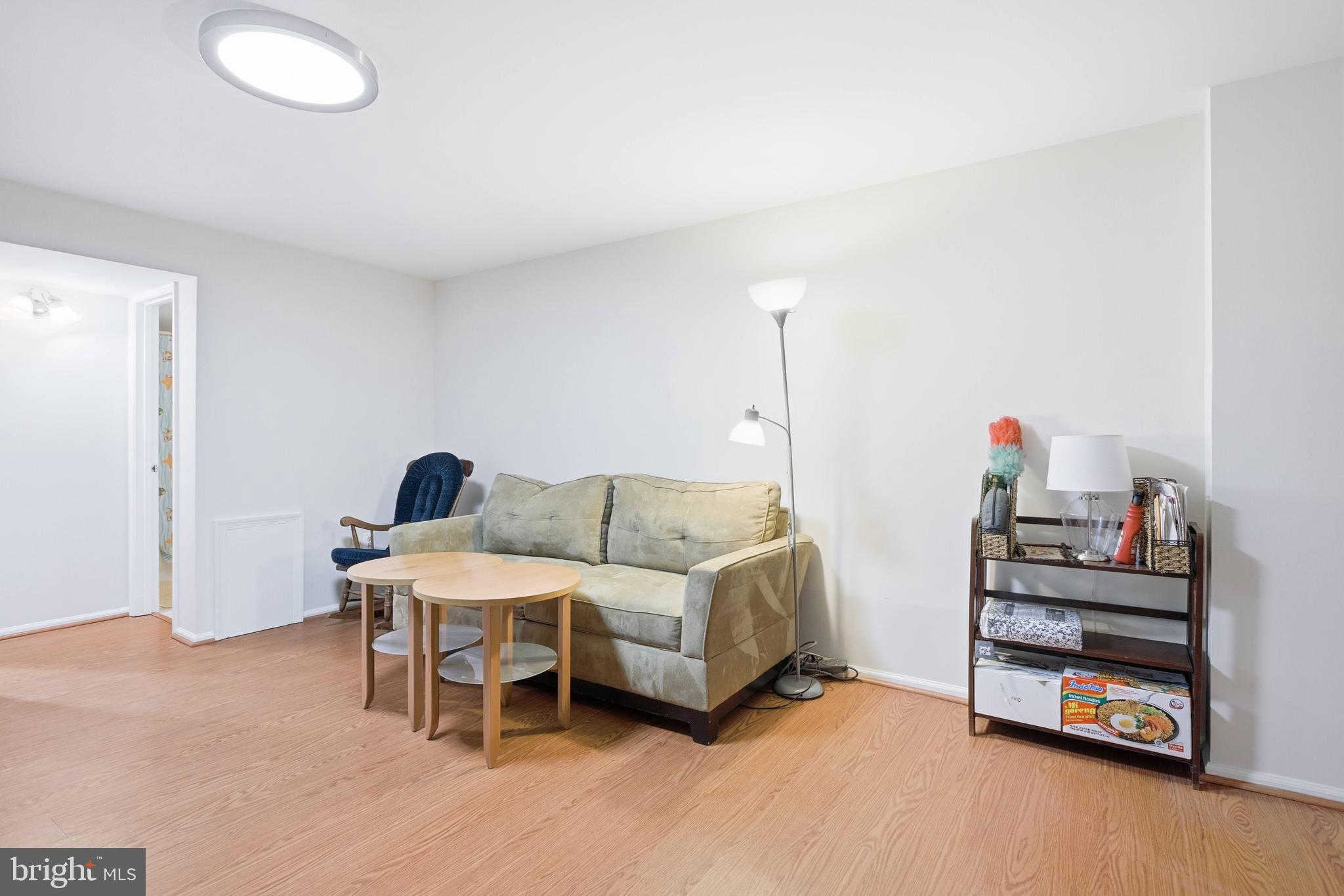 COUNTRYSIDE - Residential