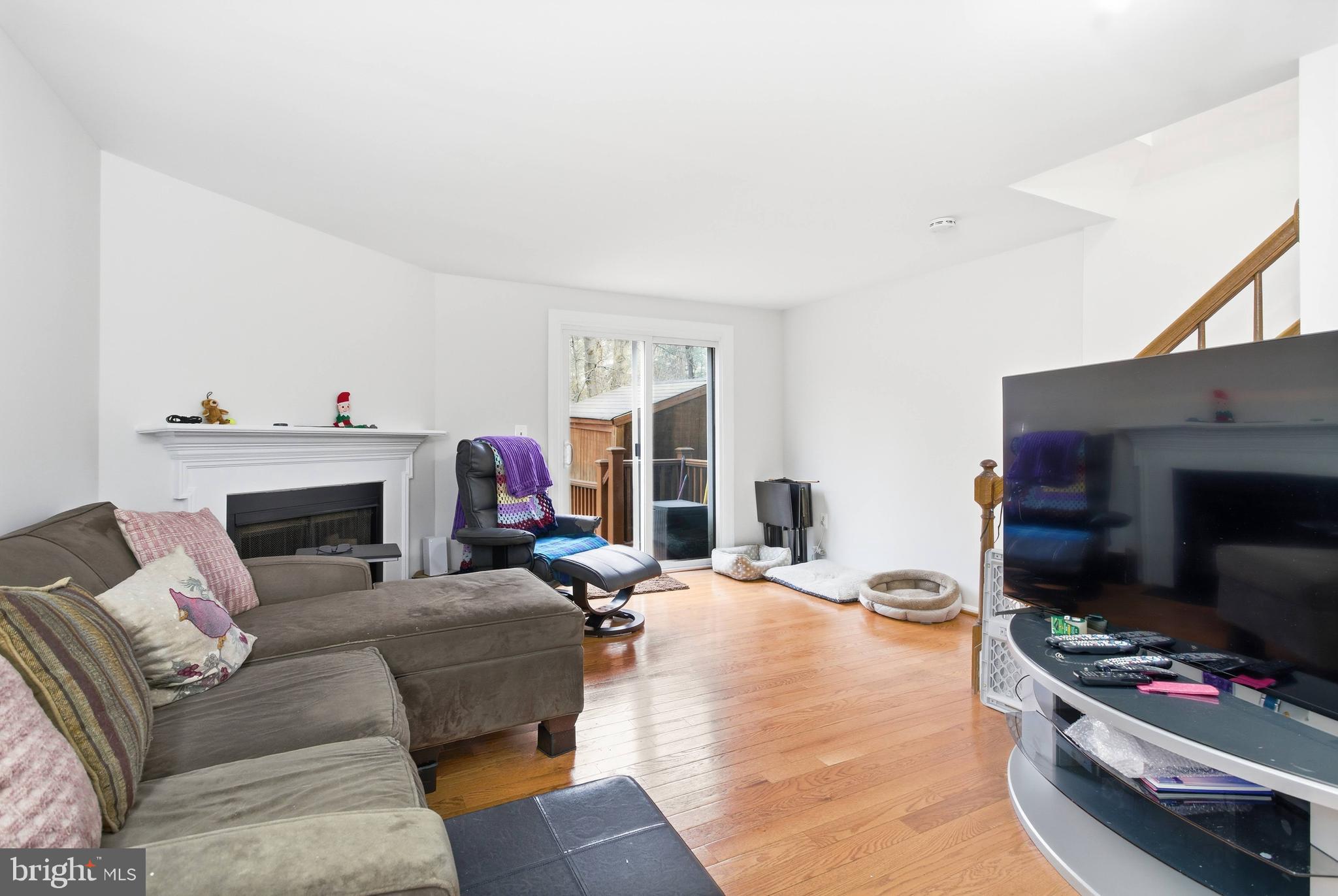 COUNTRYSIDE - Residential