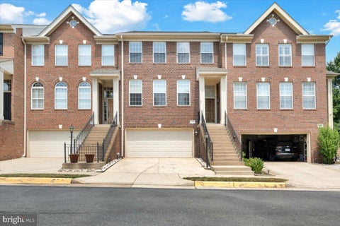 Townhouse For Rent - 47698 Loweland Terrace<br/> STERLING, VA 20165