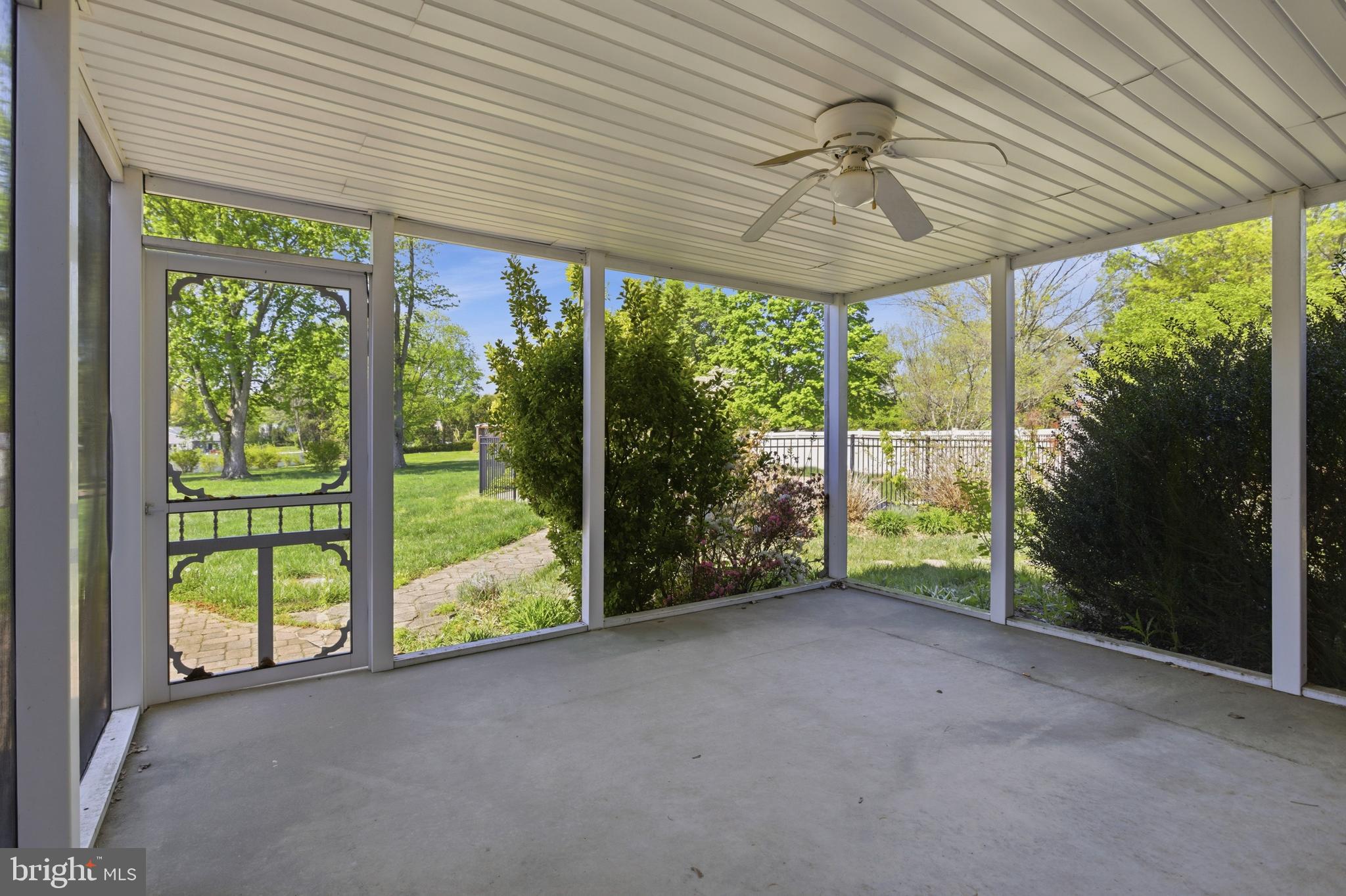 LEOPARD RUN - Residential