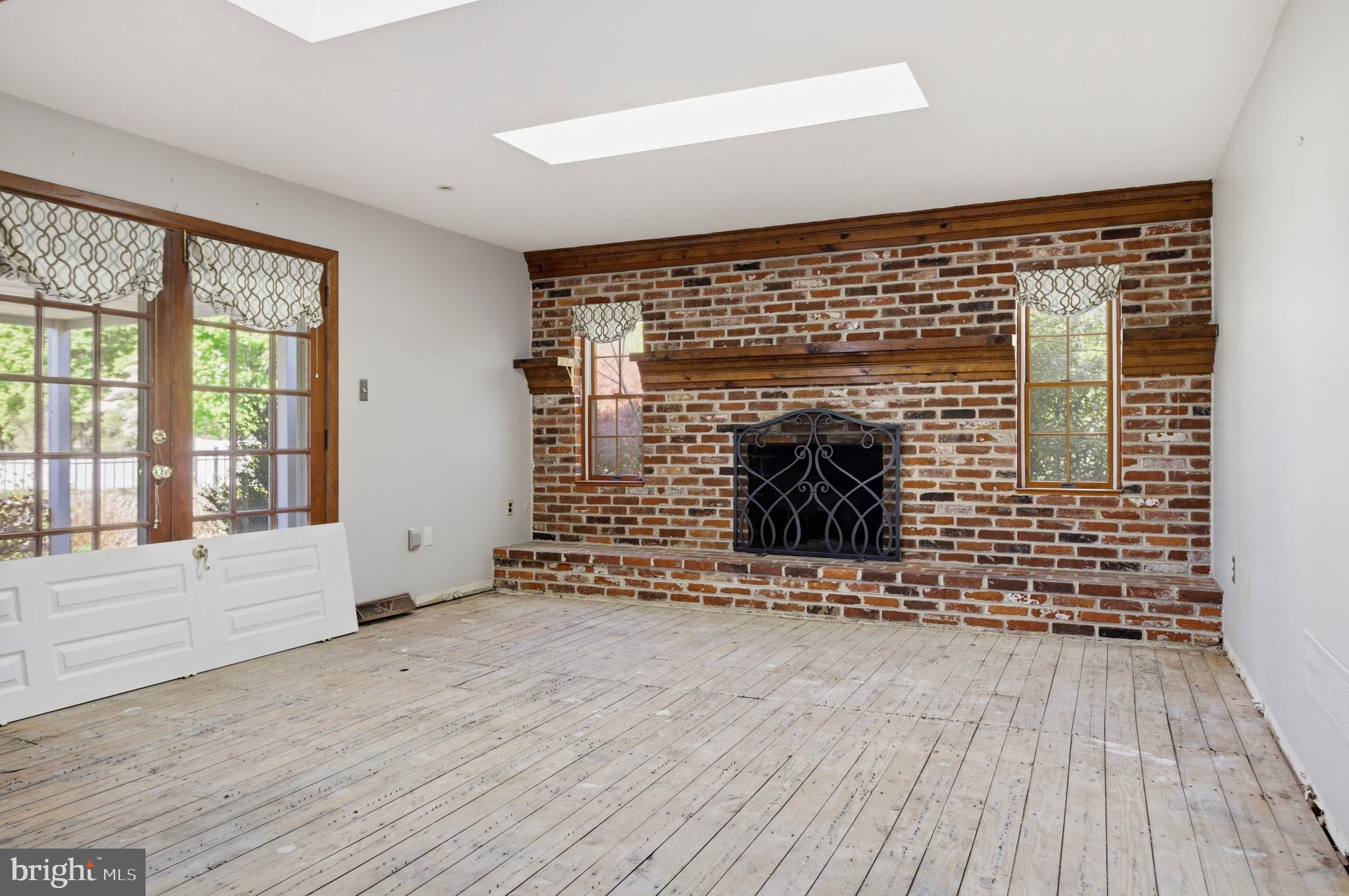 LEOPARD RUN - Residential