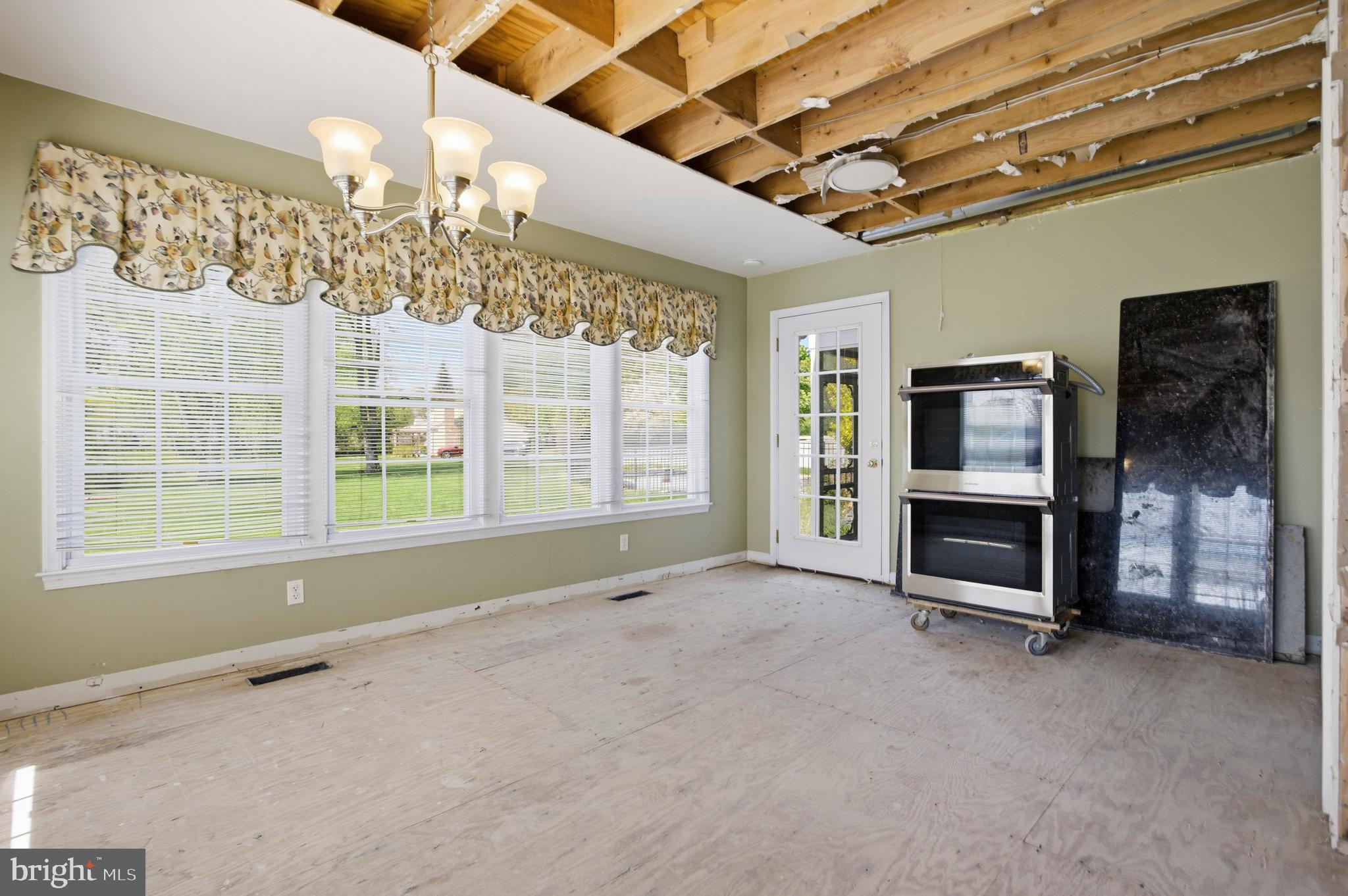 LEOPARD RUN - Residential