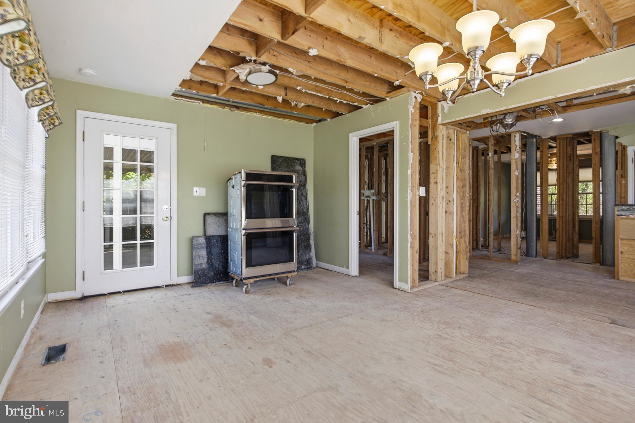 LEOPARD RUN - Residential