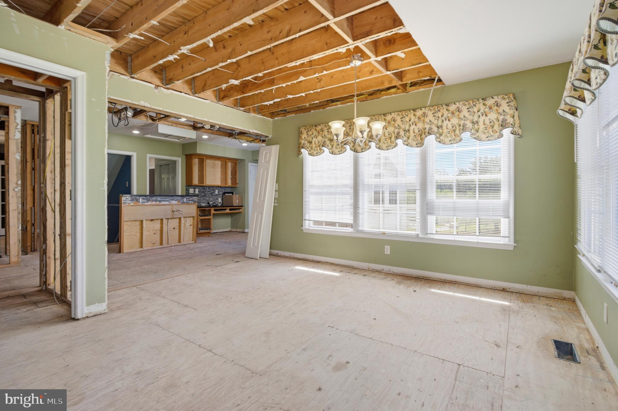 LEOPARD RUN - Residential