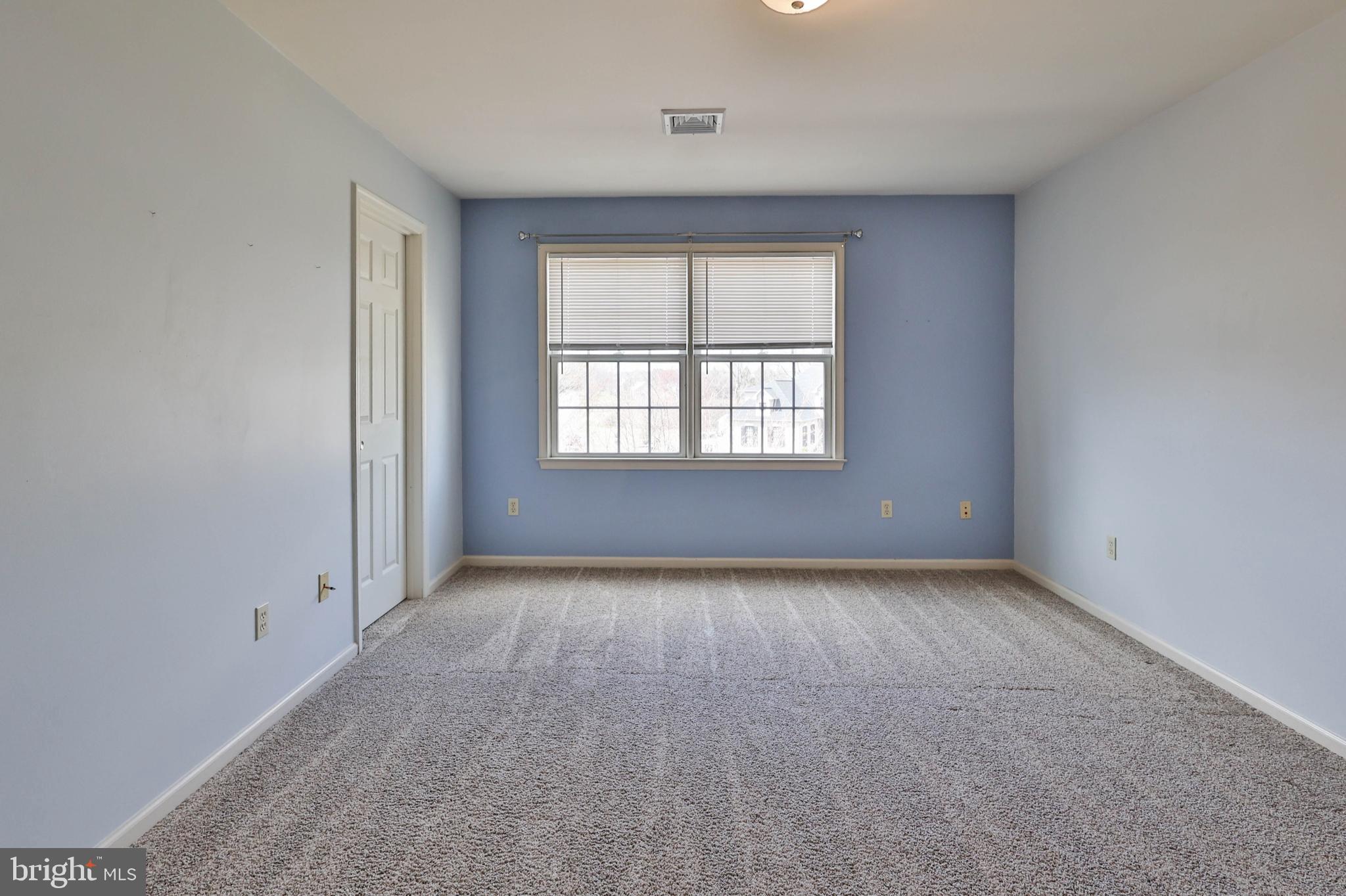 NEWBURG ESTATES - Residential