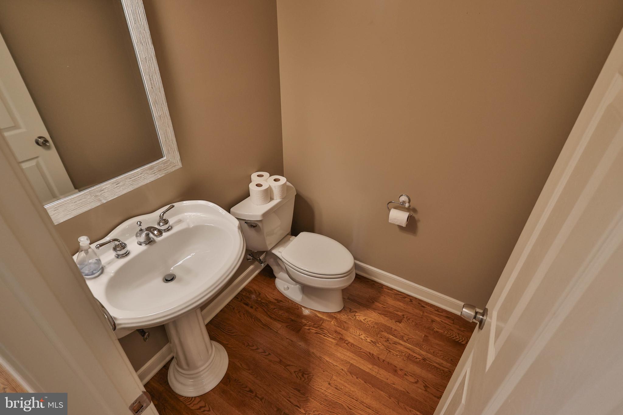 NEWBURG ESTATES - Residential