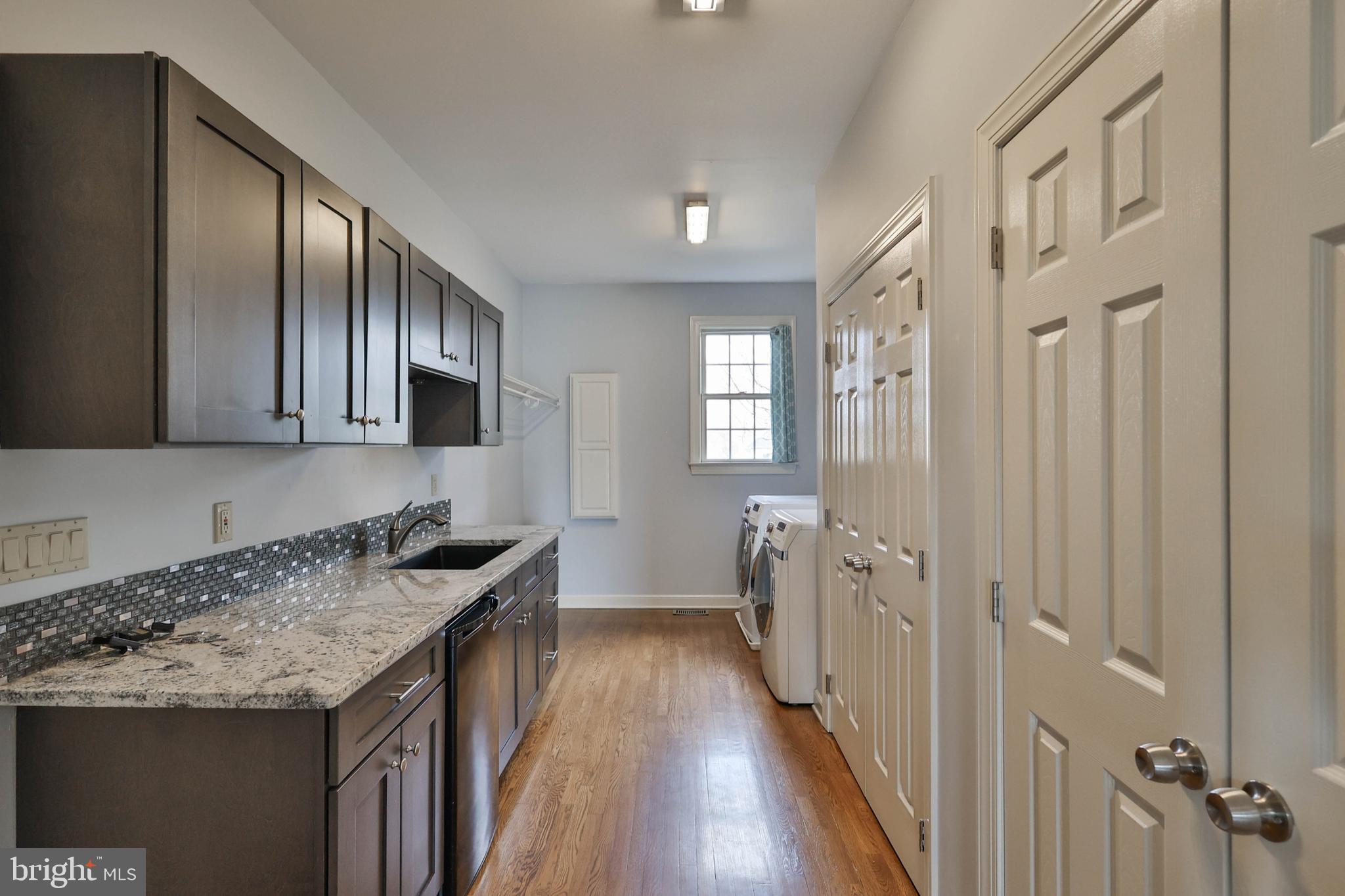 NEWBURG ESTATES - Residential