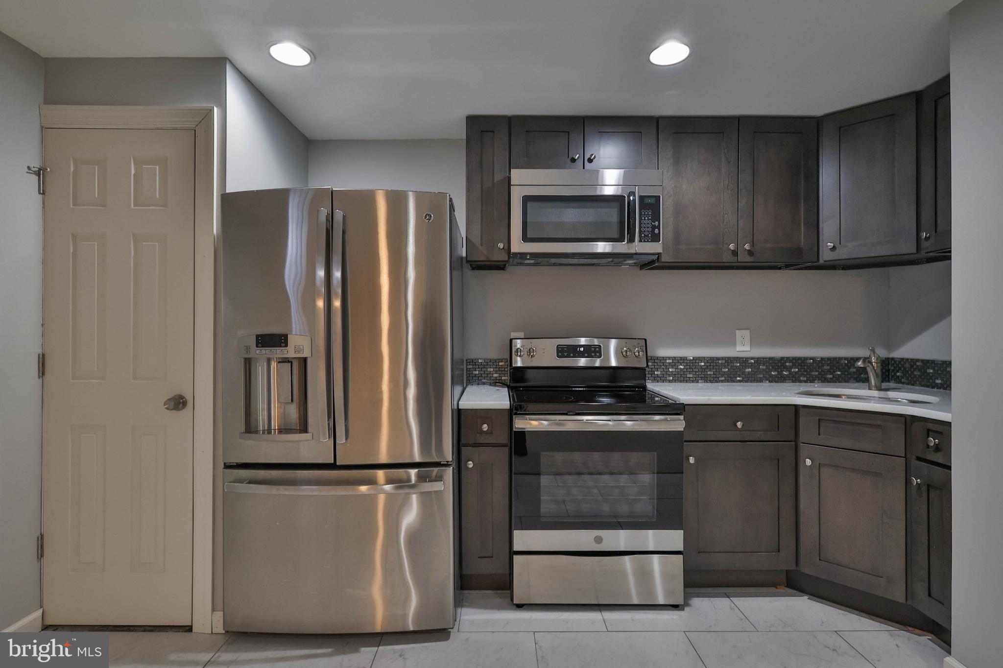 NEWBURG ESTATES - Residential