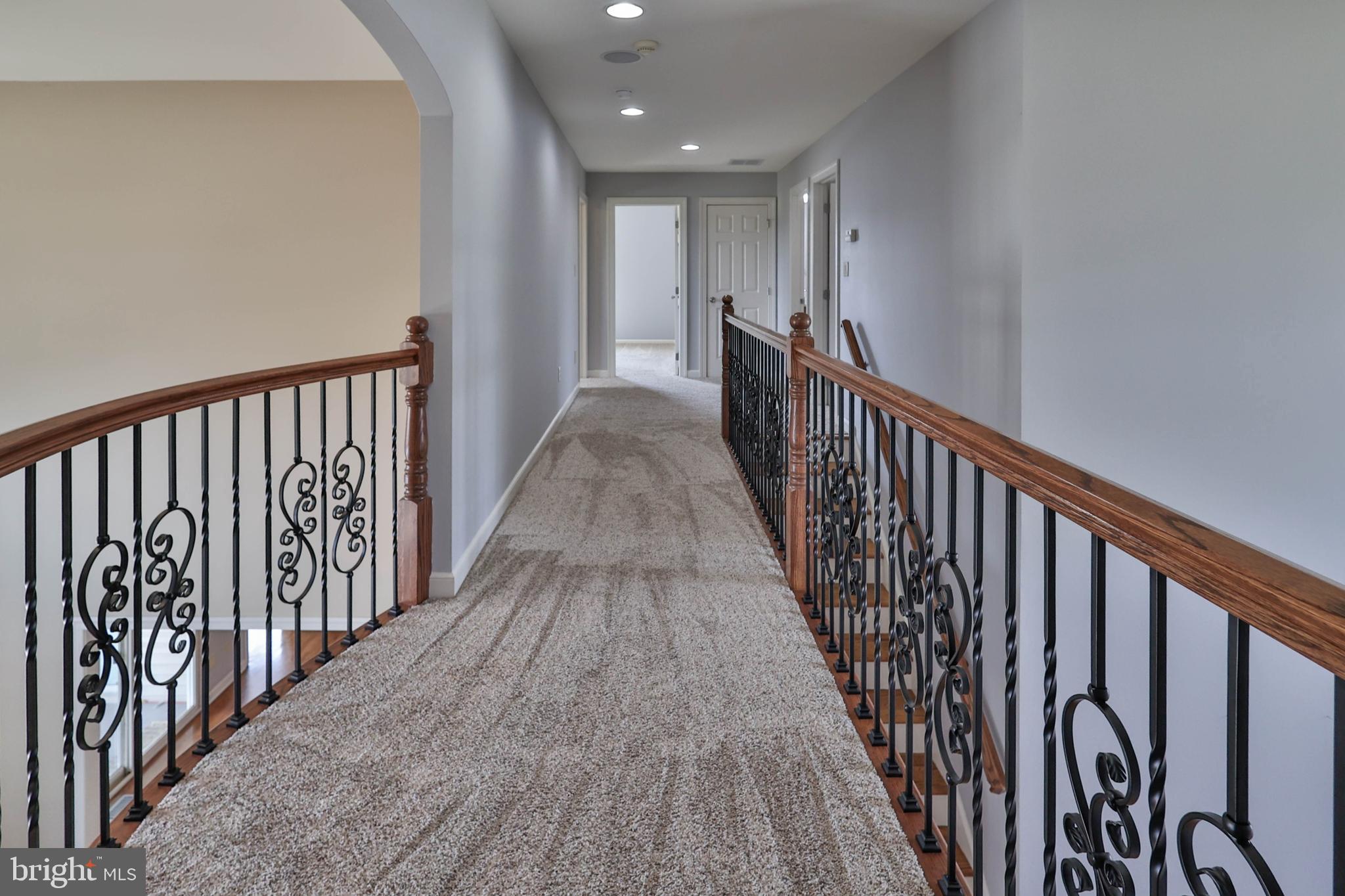 NEWBURG ESTATES - Residential